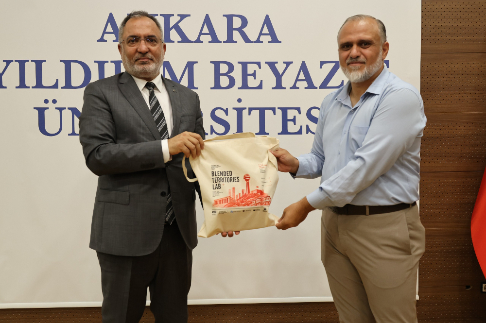Ankara Yıldırım Beyazıt Üniversitesi Galeri Resmi