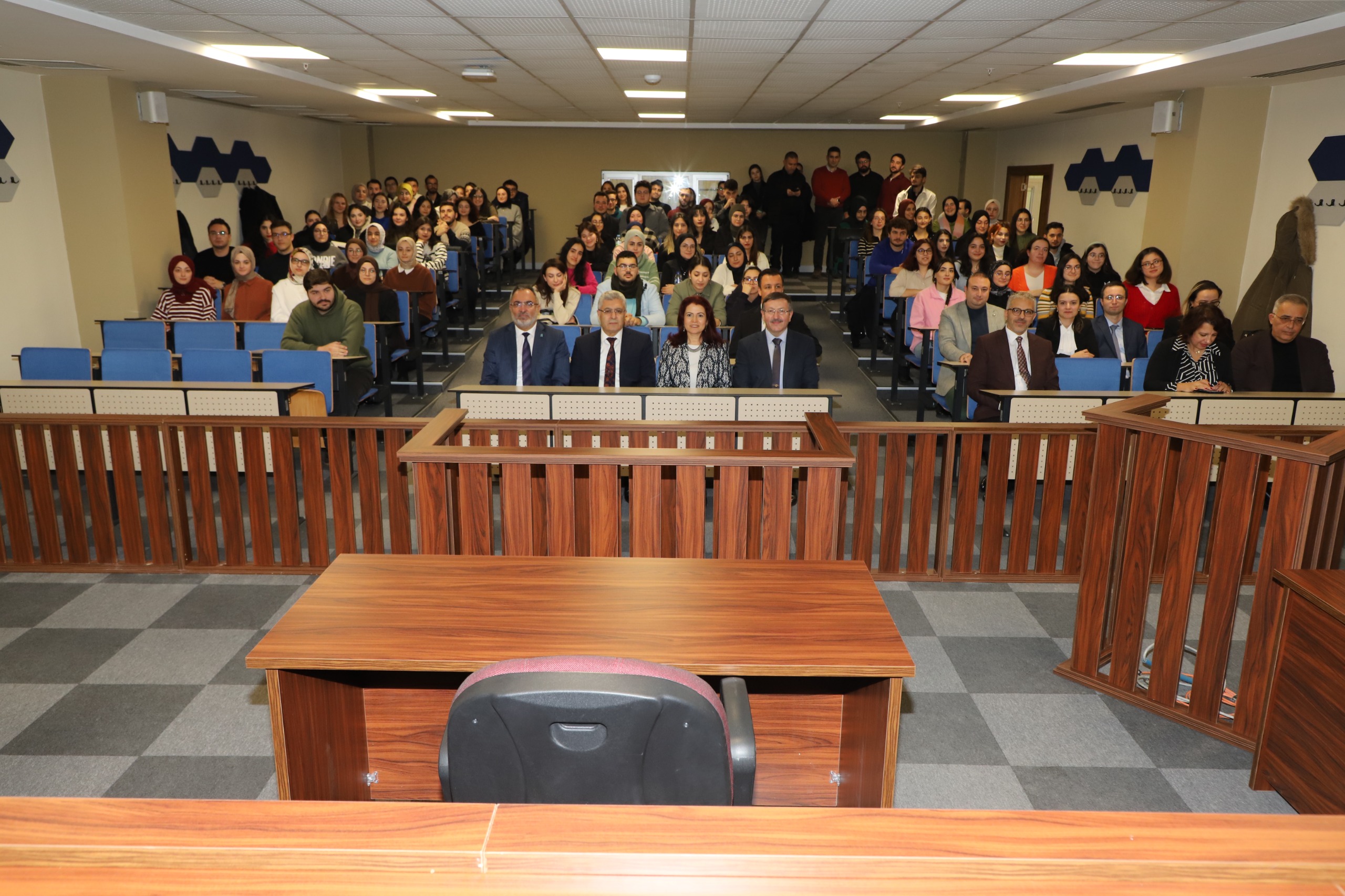 WhatsApp Image 2024-12-06 at 10.22.56 (1).jpeg