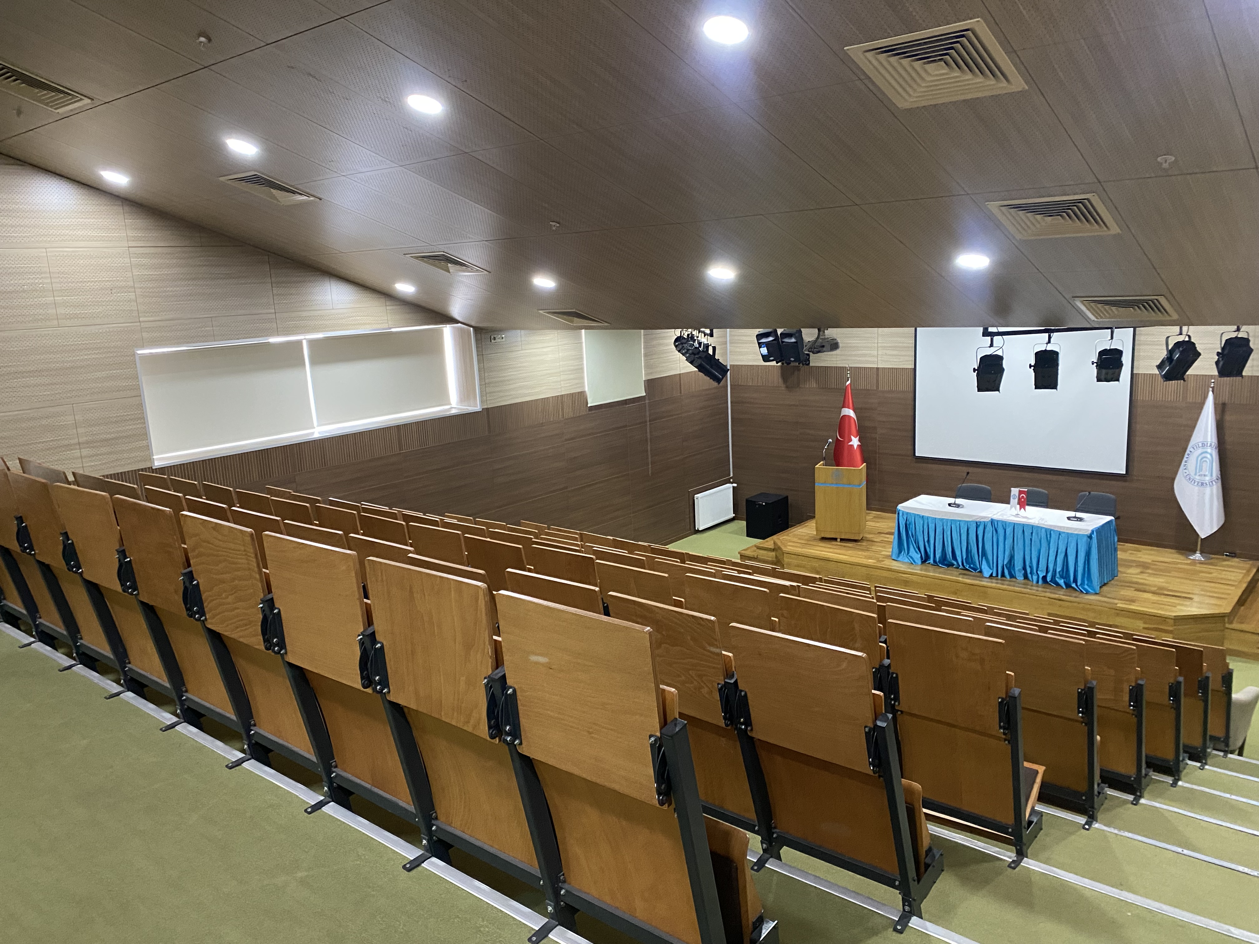 Ankara Yıldırım Beyazıt Üniversitesi Galeri Resmi