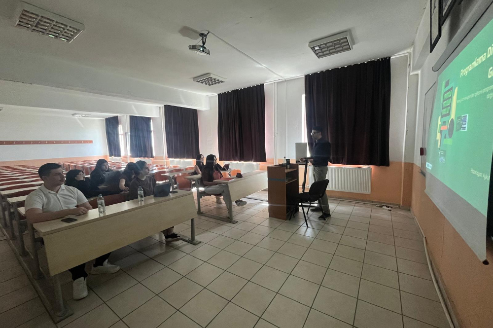 Ankara Yıldırım Beyazıt Üniversitesi Galeri Resmi