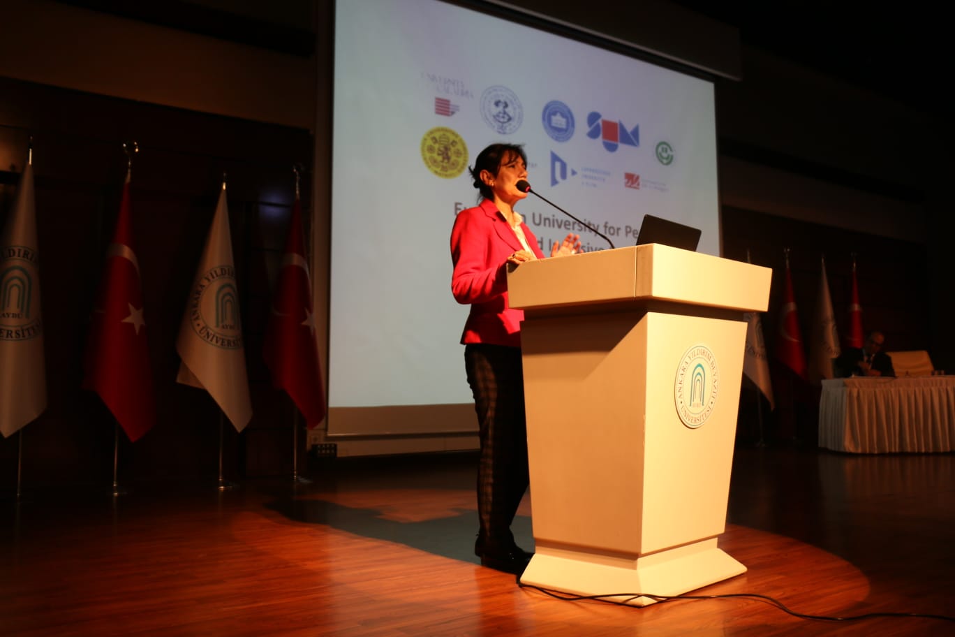 WhatsApp Image 2023-12-07 at 11.01.42.jpeg