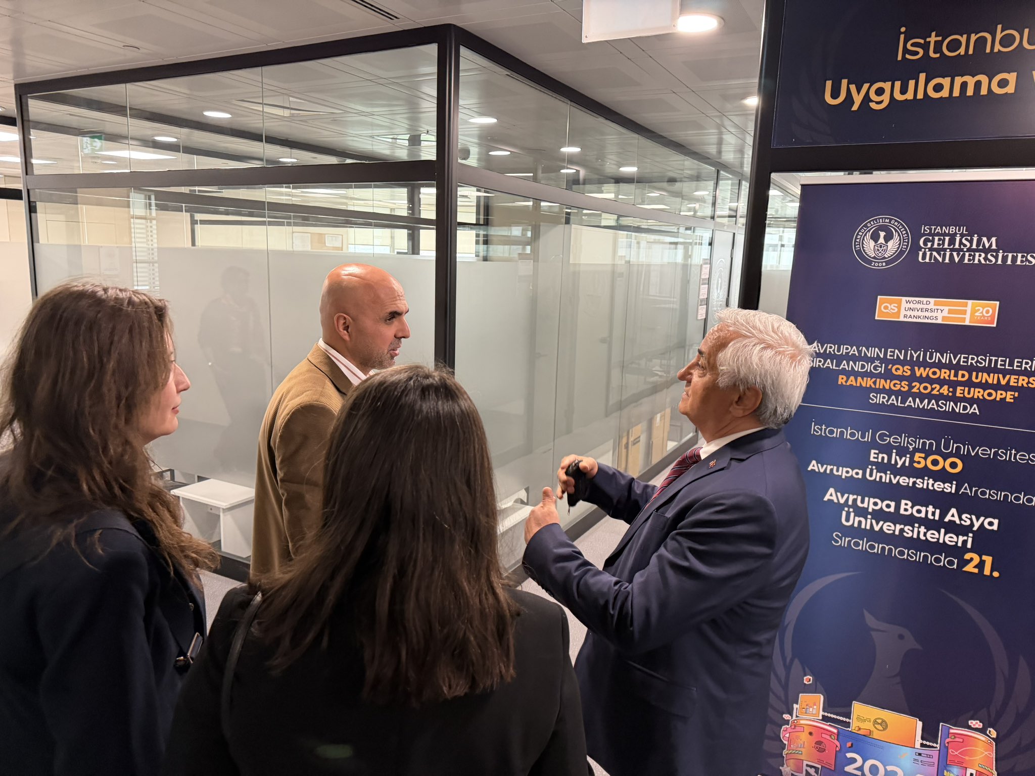 Ankara Yıldırım Beyazıt Üniversitesi Galeri Resmi