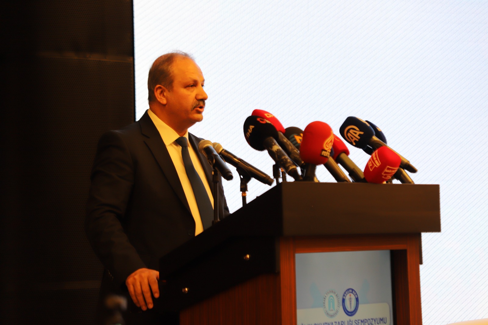 WhatsApp Image 2025-04-09 at 15.47.11 (3).jpeg