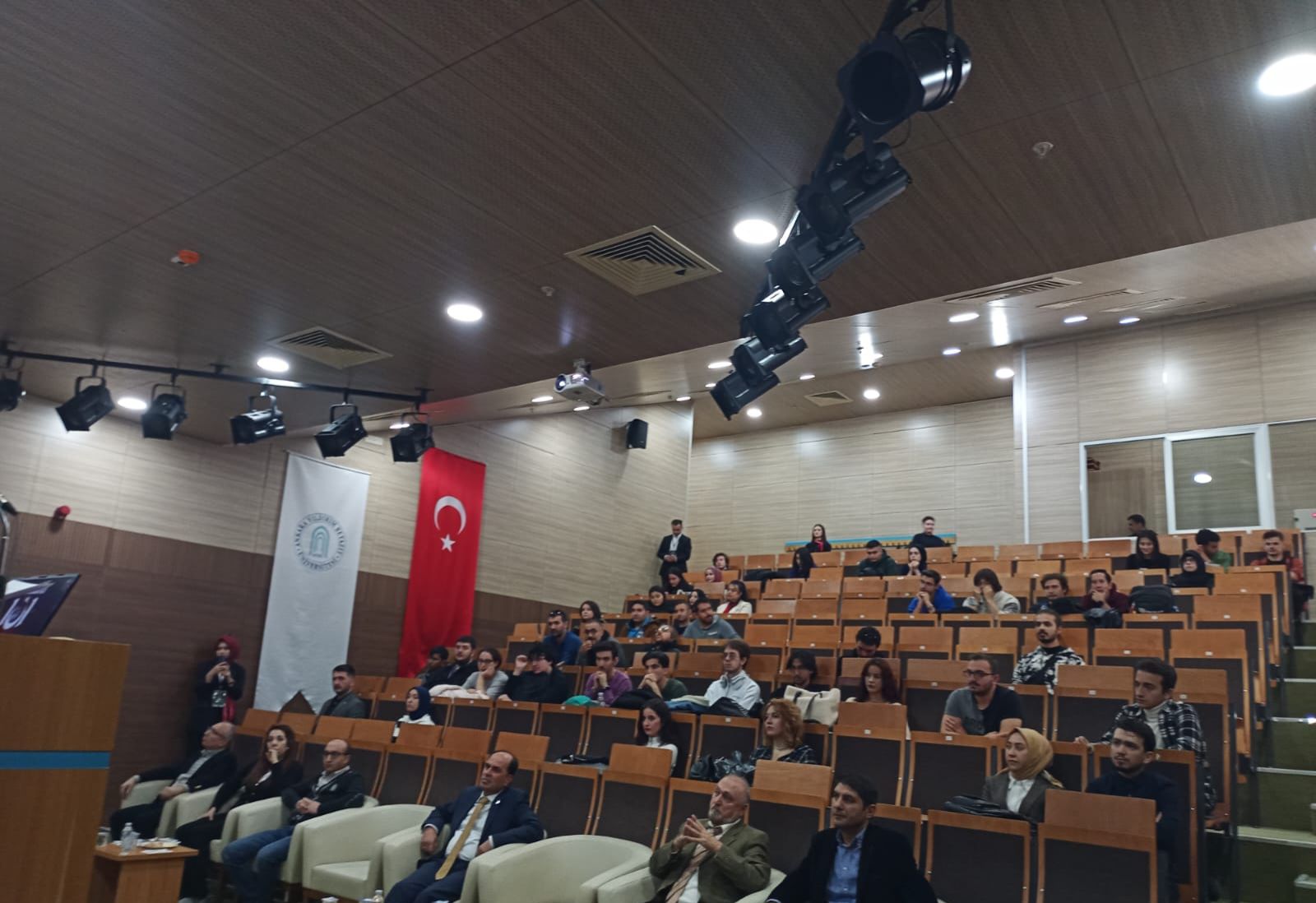 WhatsApp Image 2024-10-31 at 13.55.57 (1).jpeg