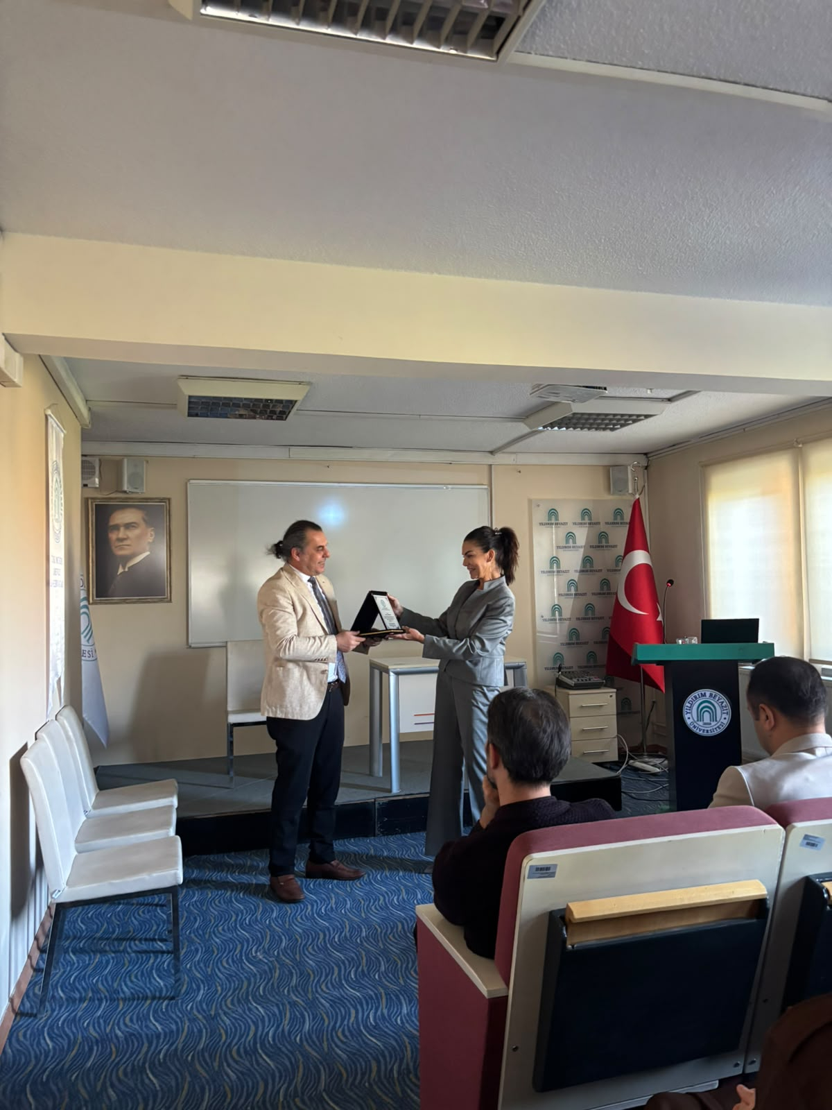 Konservatuvarımız Tarafından 21 Ekim 2026 Tarihinde "Beden Dili ve Etkili İletişim" Söyleşi Programı 