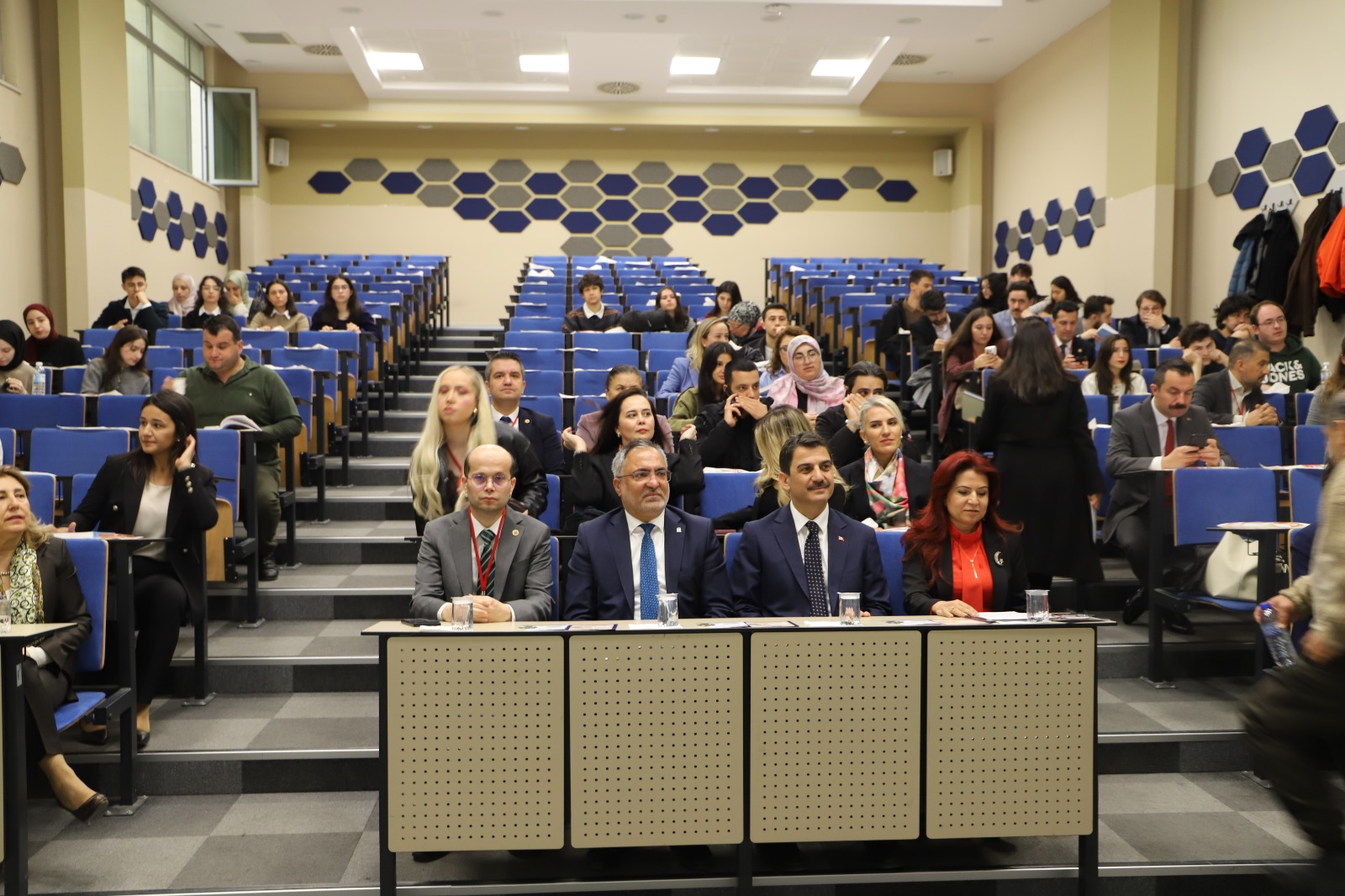 Ankara Yıldırım Beyazıt Üniversitesi Galeri Resmi