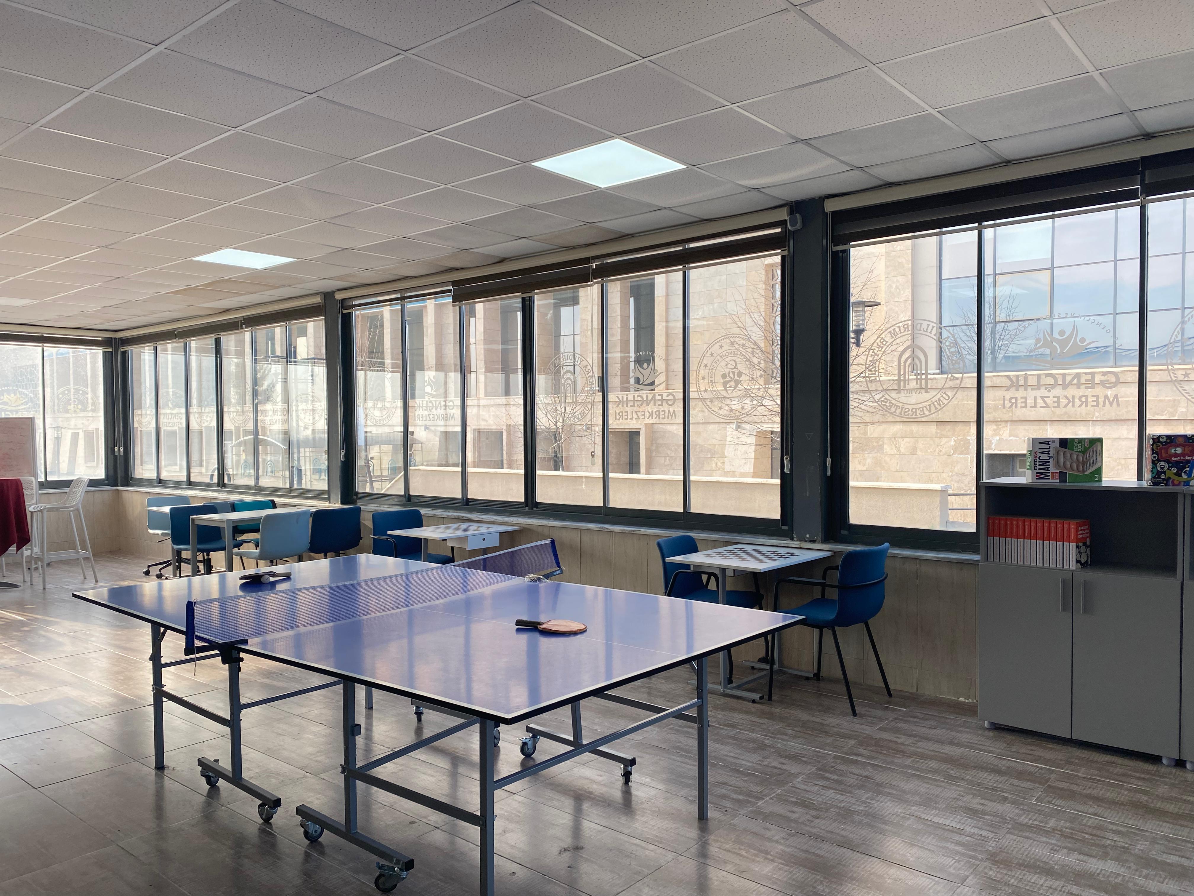 Ankara Yıldırım Beyazıt Üniversitesi Galeri Resmi