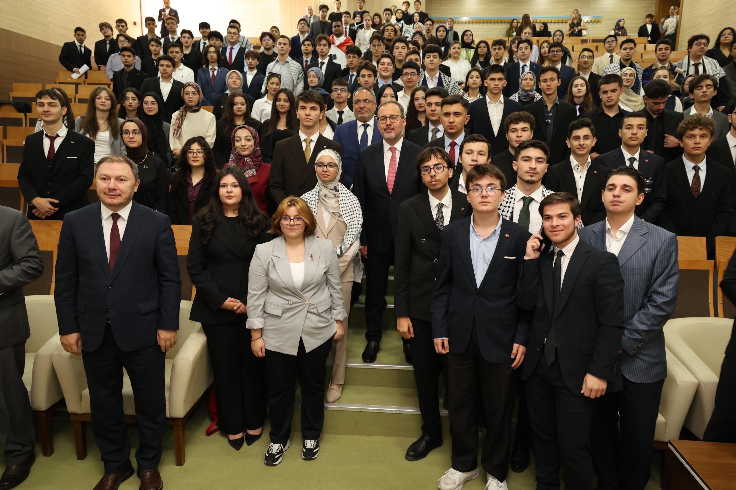 Ankara Yıldırım Beyazıt Üniversitesi Galeri Resmi