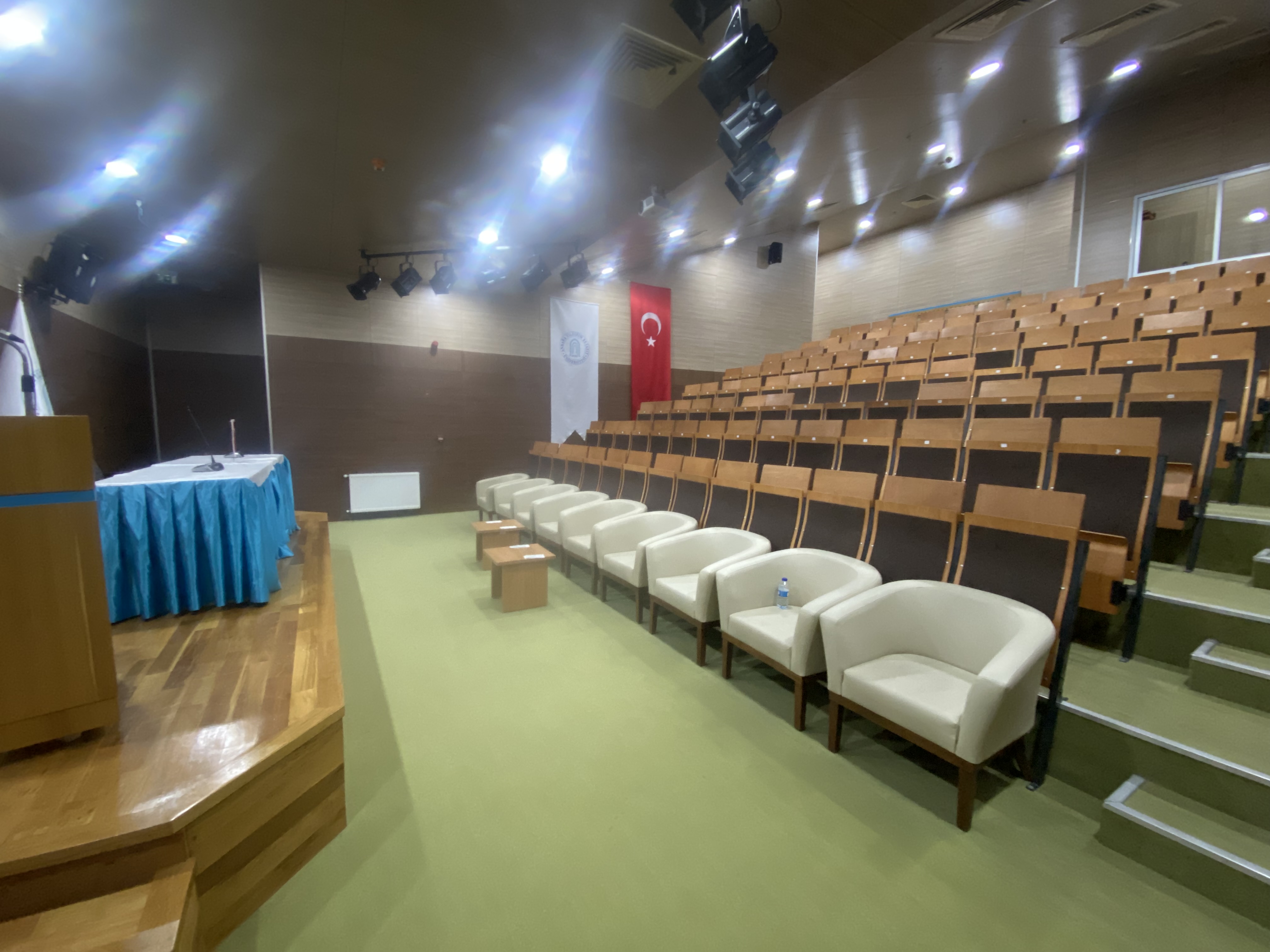 Ankara Yıldırım Beyazıt Üniversitesi Galeri Resmi