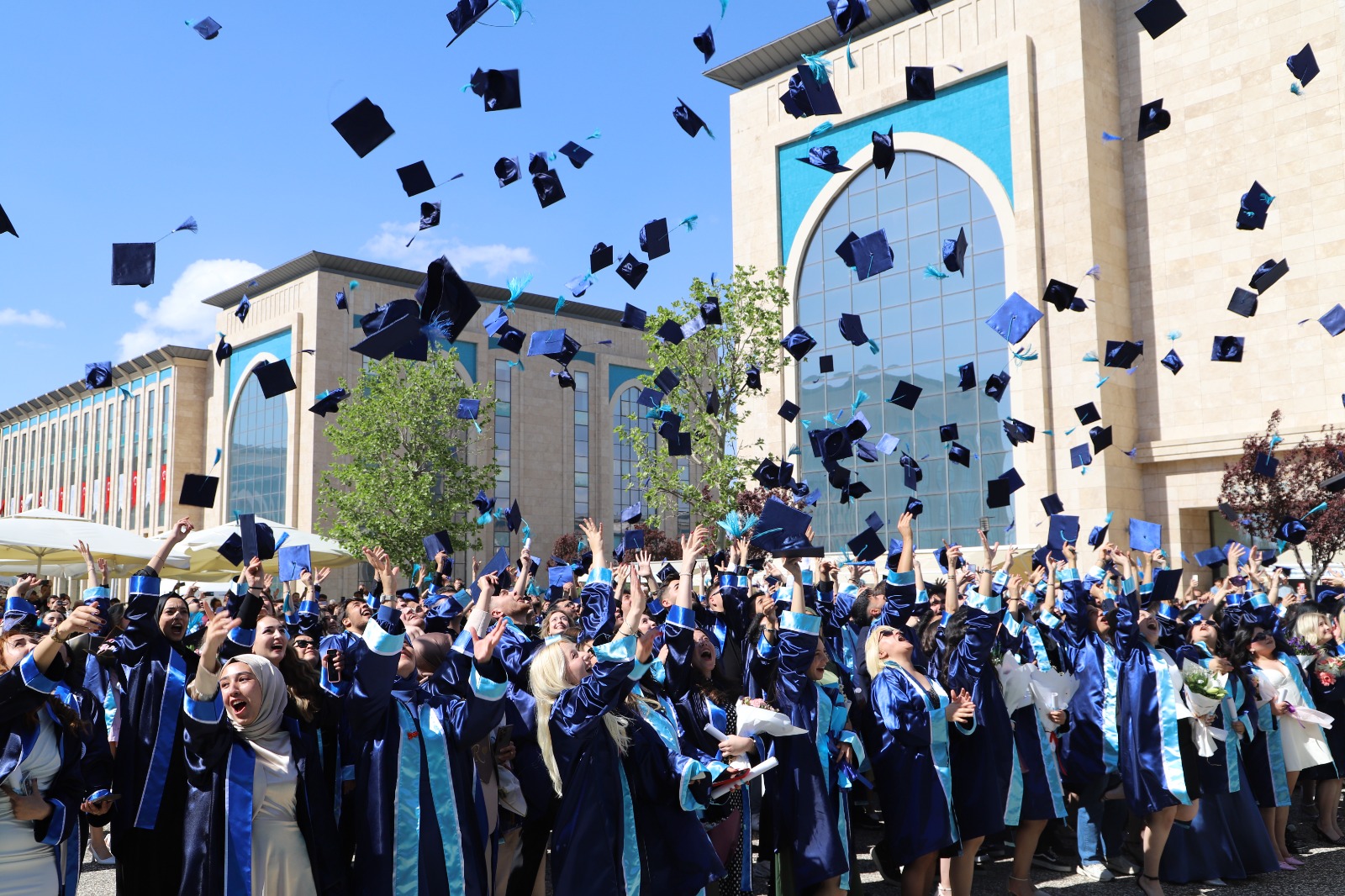 Ankara Yıldırım Beyazıt Üniversitesi Galeri Resmi
