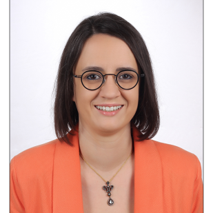 Dr. Öğr. Üyesi Elif Emir ÖKSÜZ