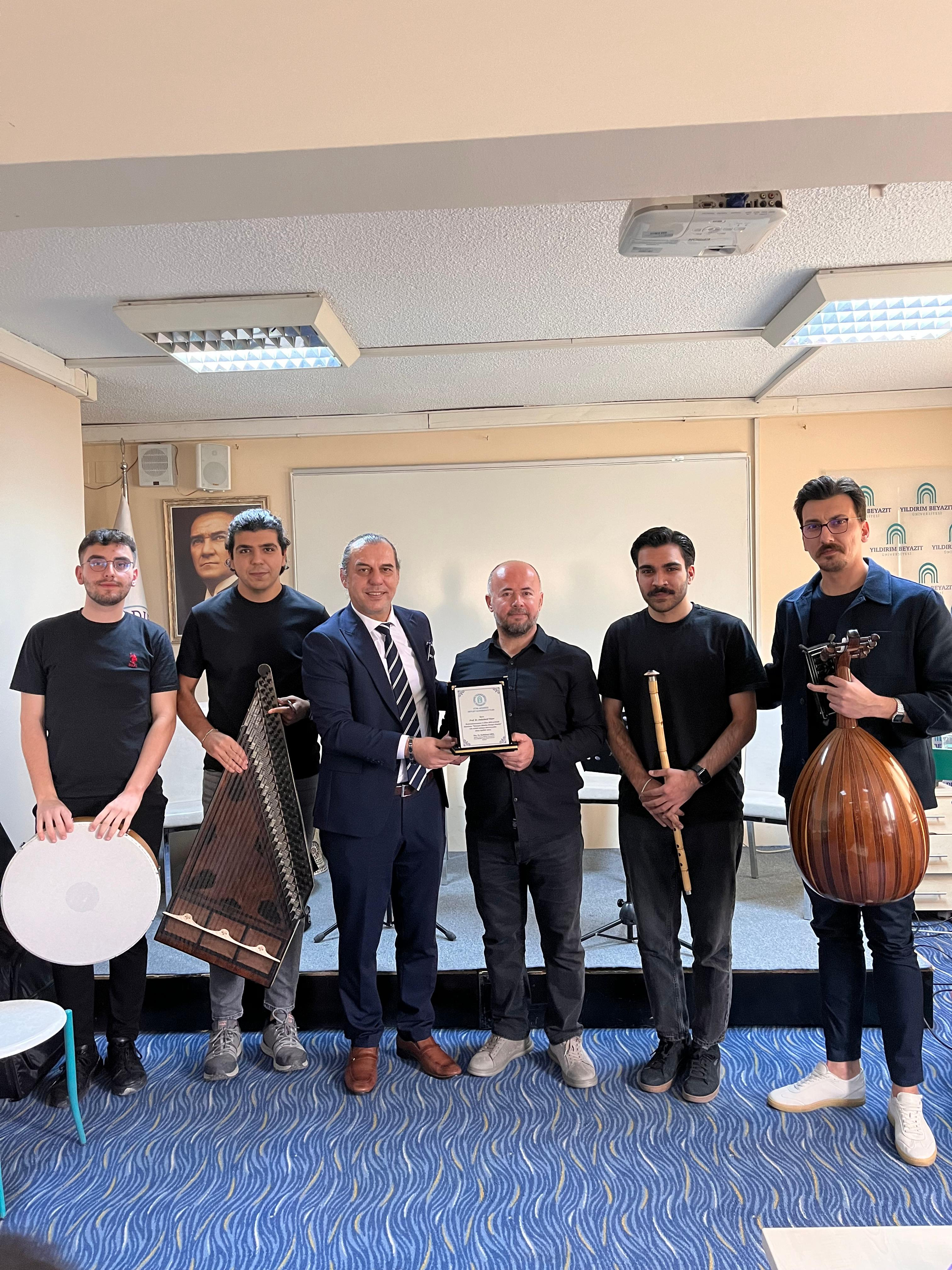 Konservatuvarımız Tarafından 14 Ekim 2026 Tarihinde "Varoluşun Melodisi Müziğin Felsefesi" Söyleşi ve Dinleti Programı Düzenlenmiştir.