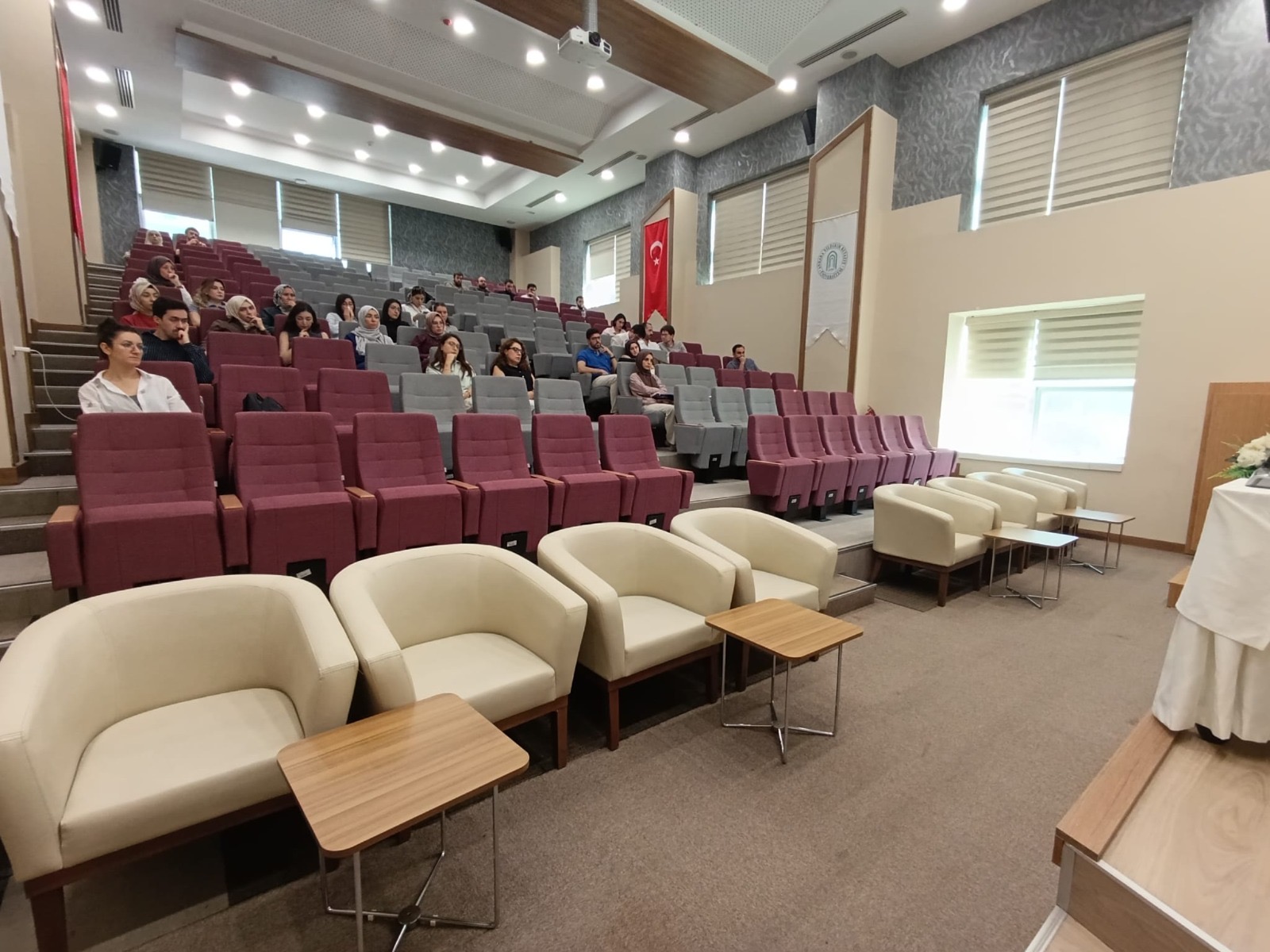 Ankara Yıldırım Beyazıt Üniversitesi Galeri Resmi