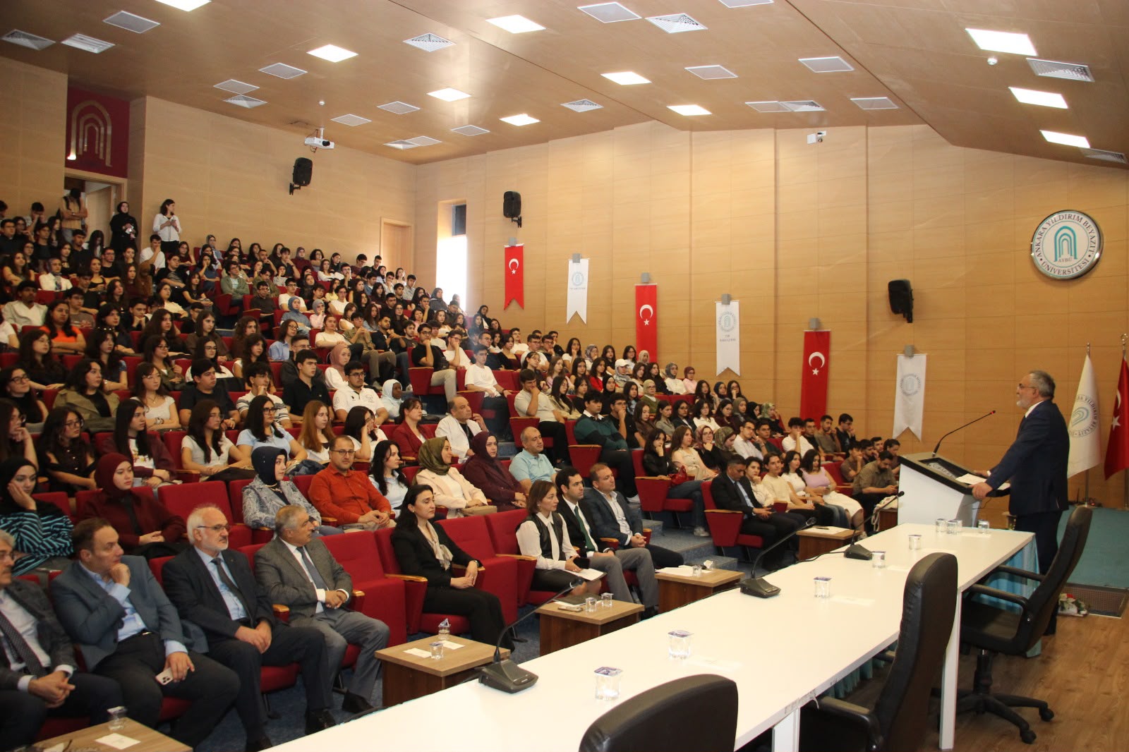 Ankara Yıldırım Beyazıt Üniversitesi Galeri Resmi