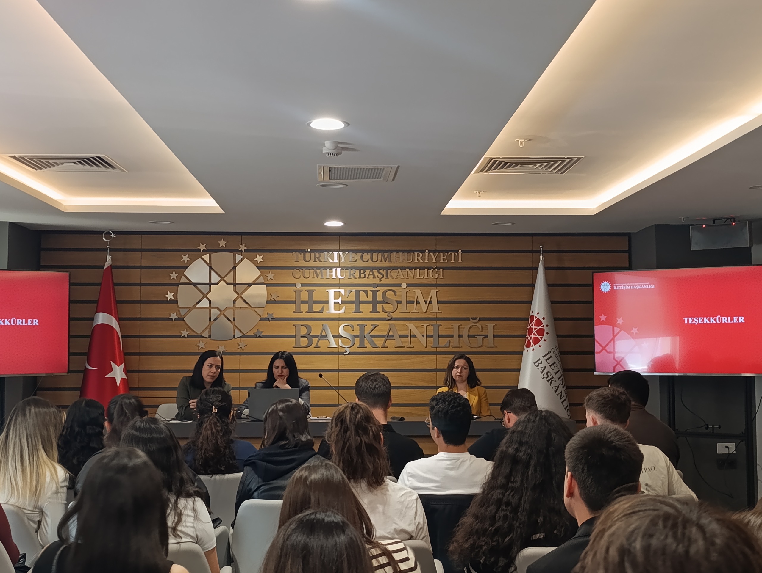 Ankara Yıldırım Beyazıt Üniversitesi Galeri Resmi