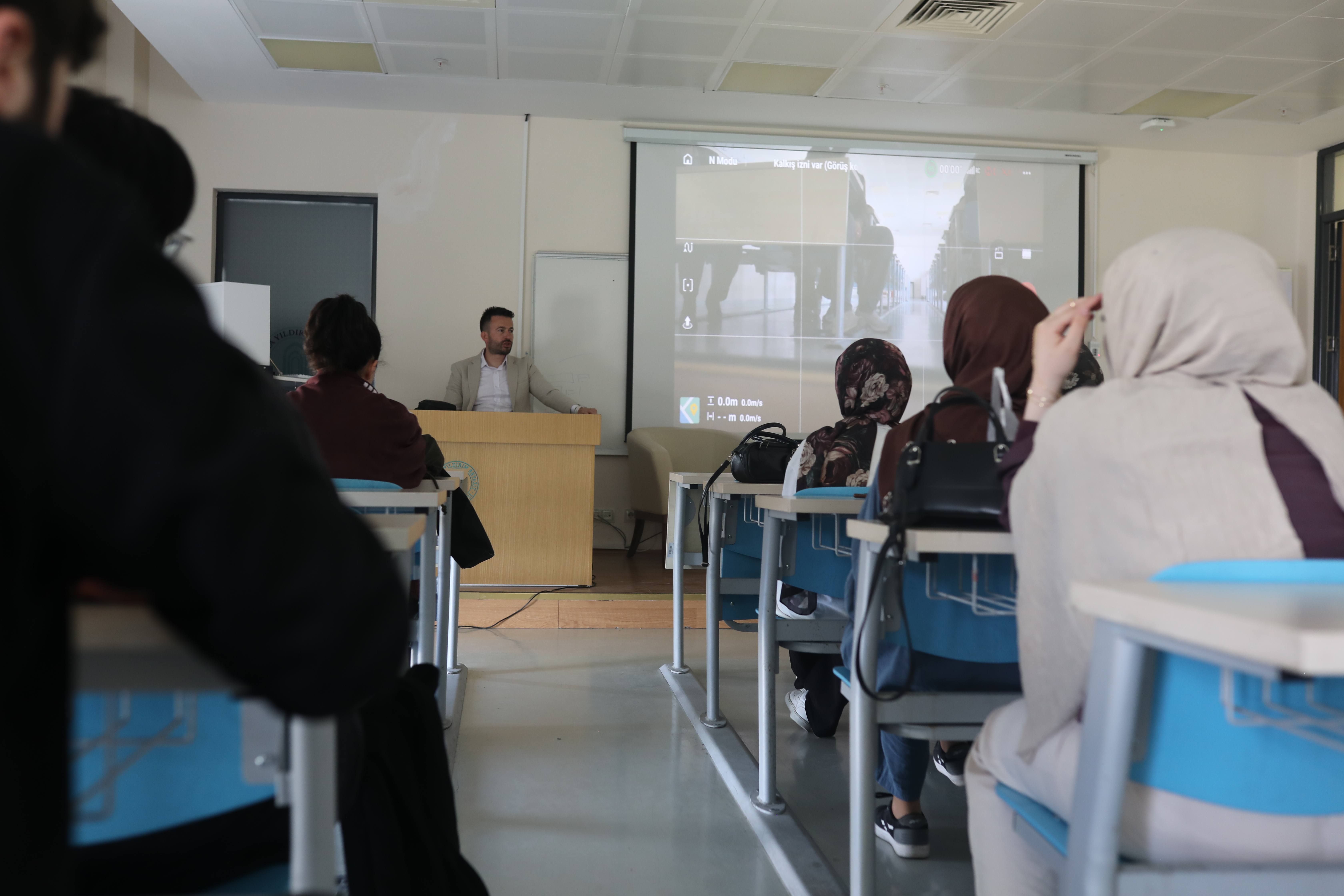 Ankara Yıldırım Beyazıt Üniversitesi Galeri Resmi