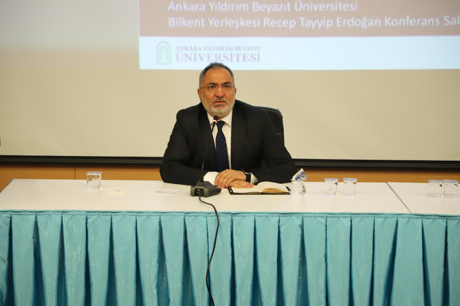 Ankara Yıldırım Beyazıt Üniversitesi Galeri Resmi