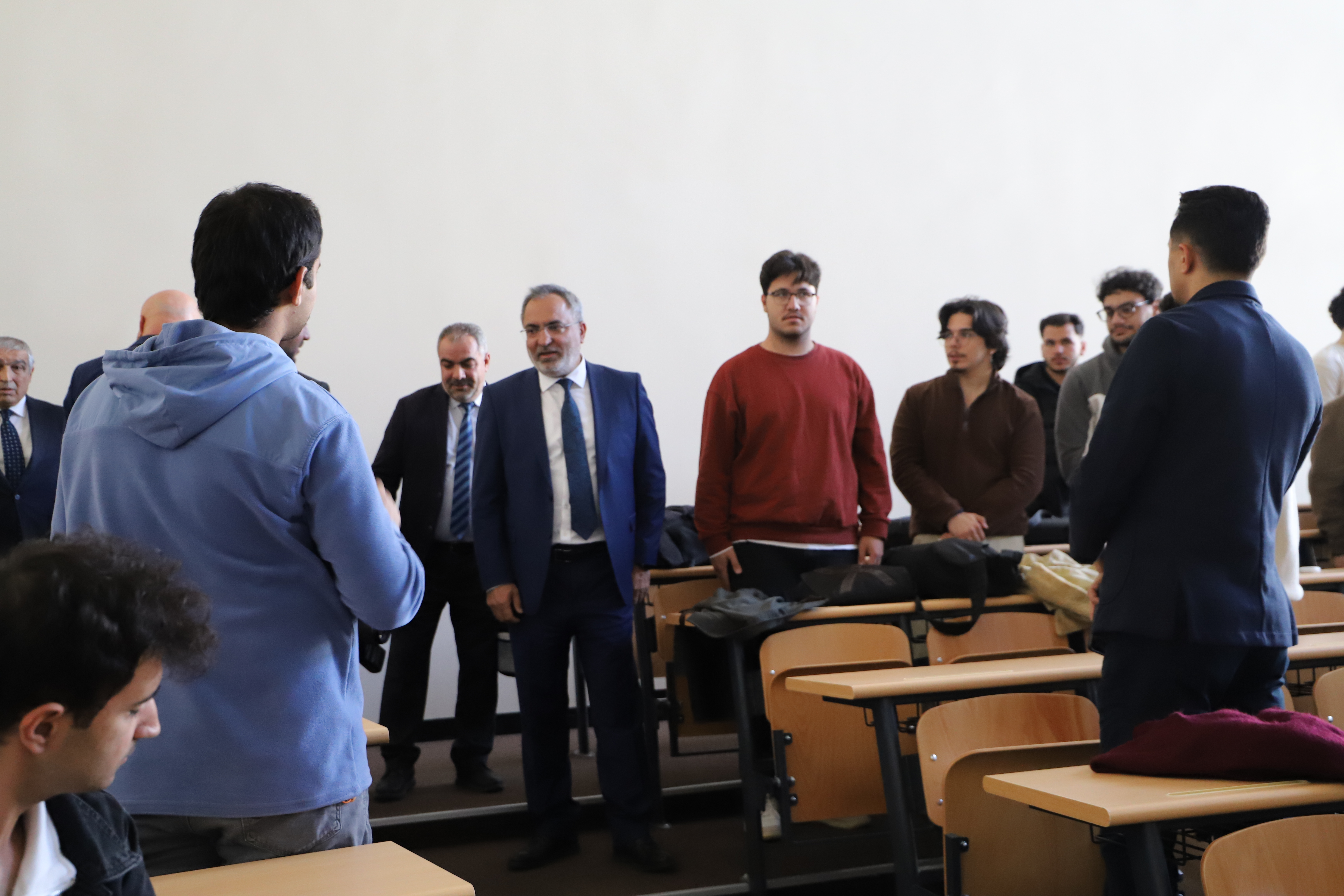 Ankara Yıldırım Beyazıt Üniversitesi Galeri Resmi