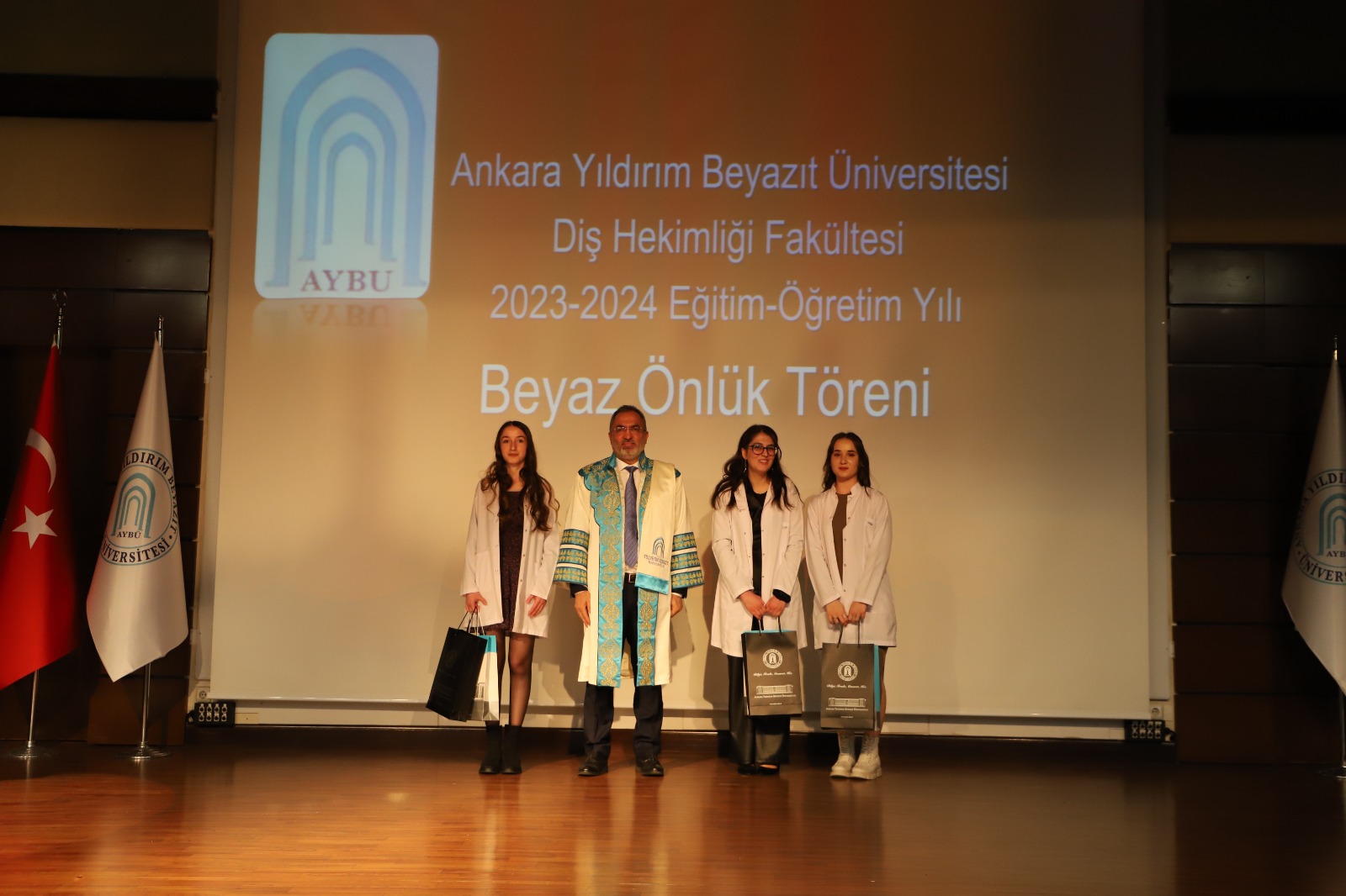 WhatsApp Image 2023-11-22 at 15.21.48 (1).jpeg