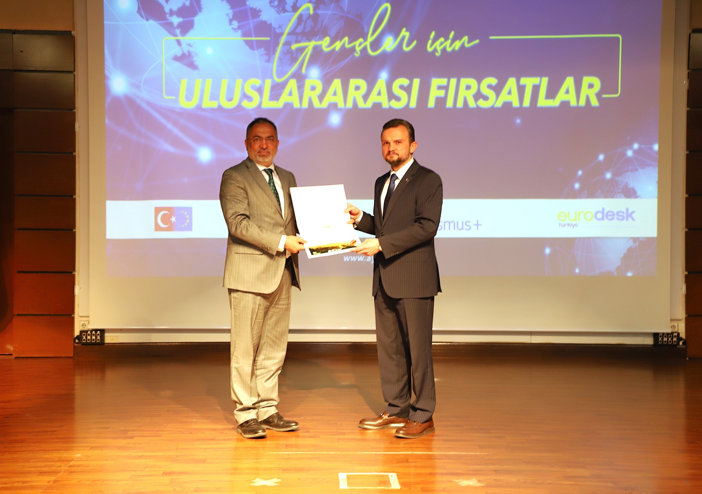 Ankara Yıldırım Beyazıt Üniversitesi Galeri Resmi