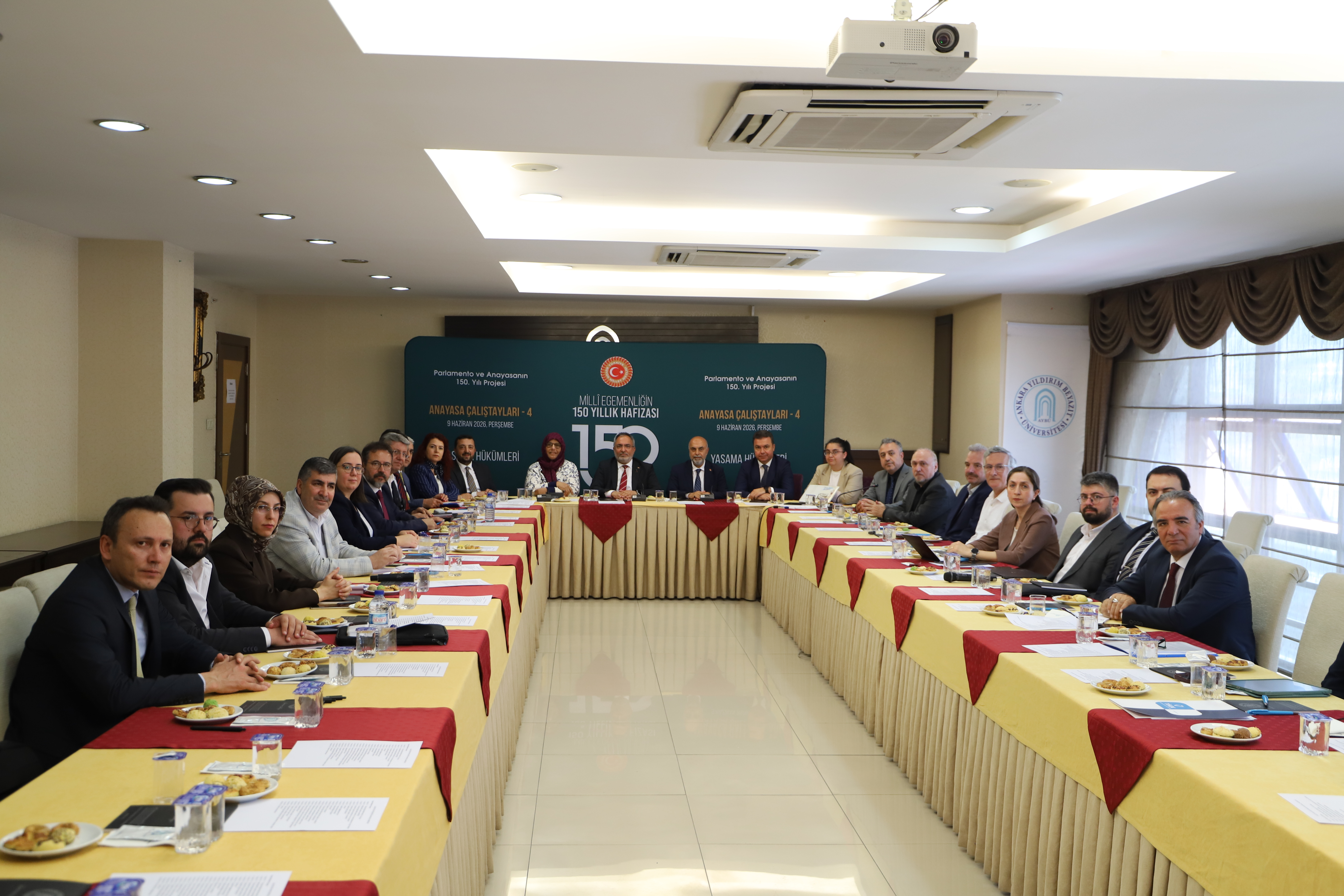 Ankara Yıldırım Beyazıt Üniversitesi Galeri Resmi