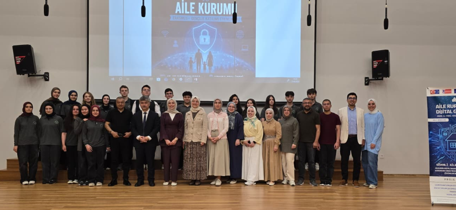 toplu etkinlik fotoğrafı