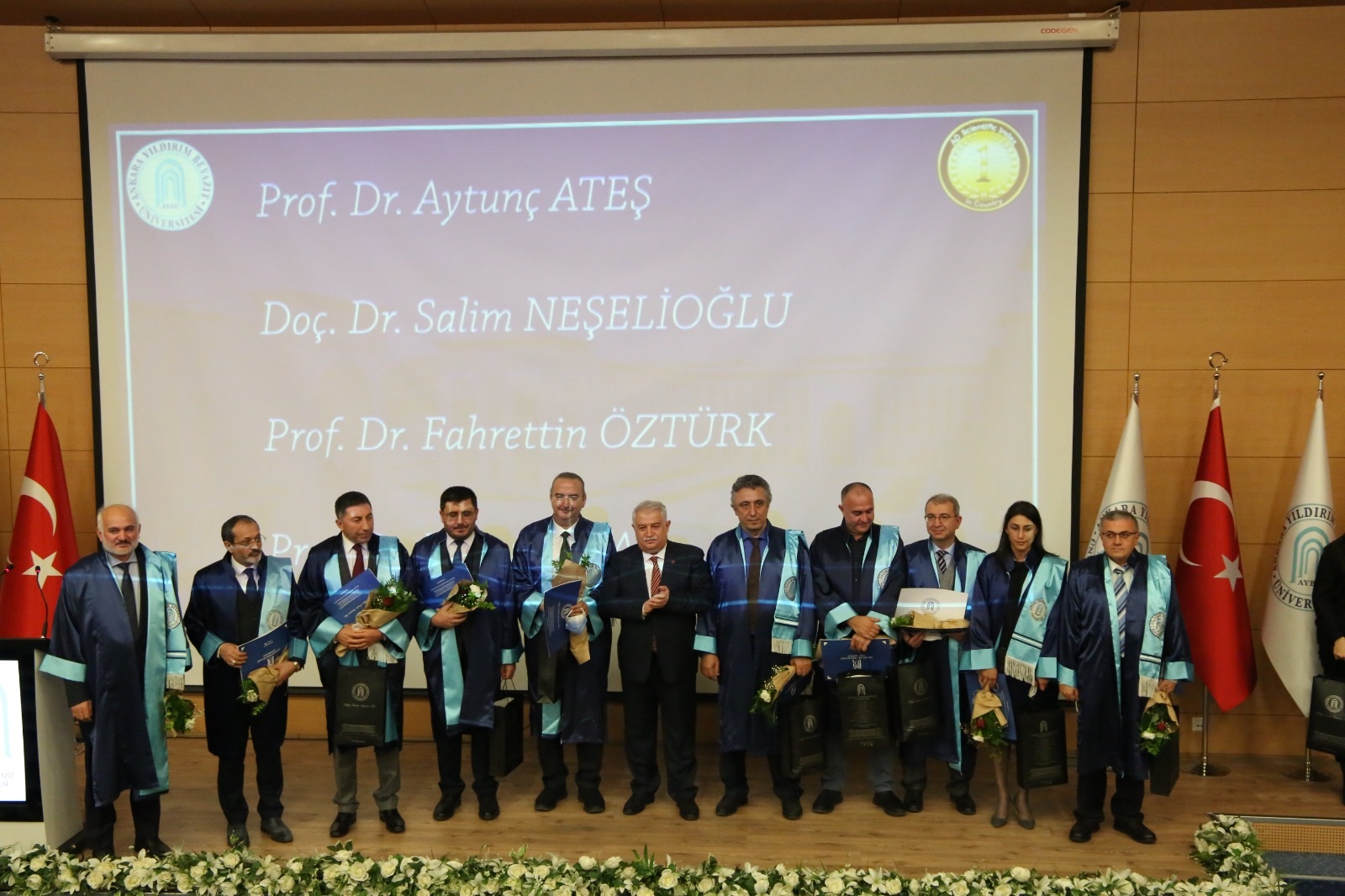 FH9ApXYXIAcwhff (1).jpg