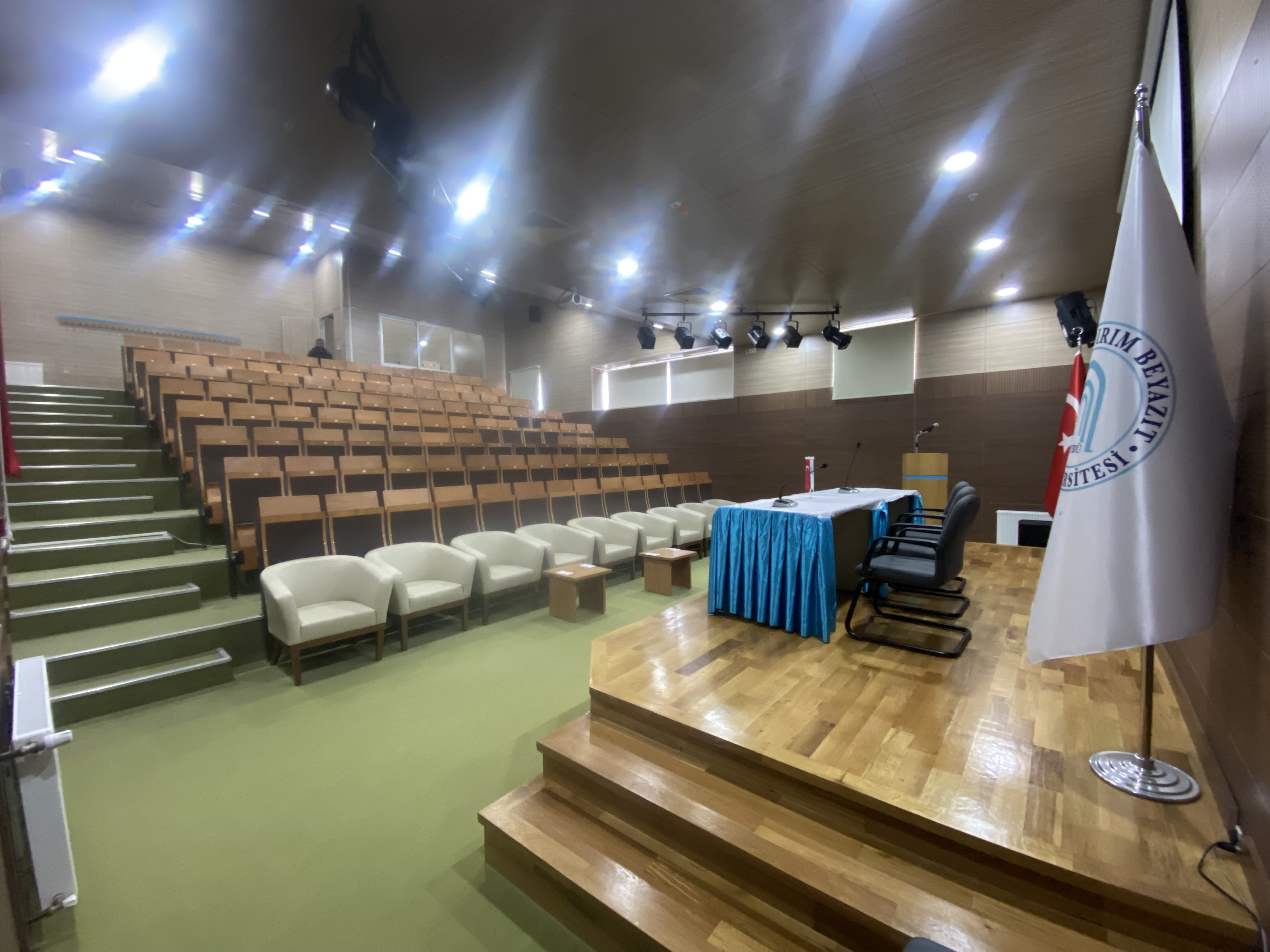 Ankara Yıldırım Beyazıt Üniversitesi Galeri Resmi