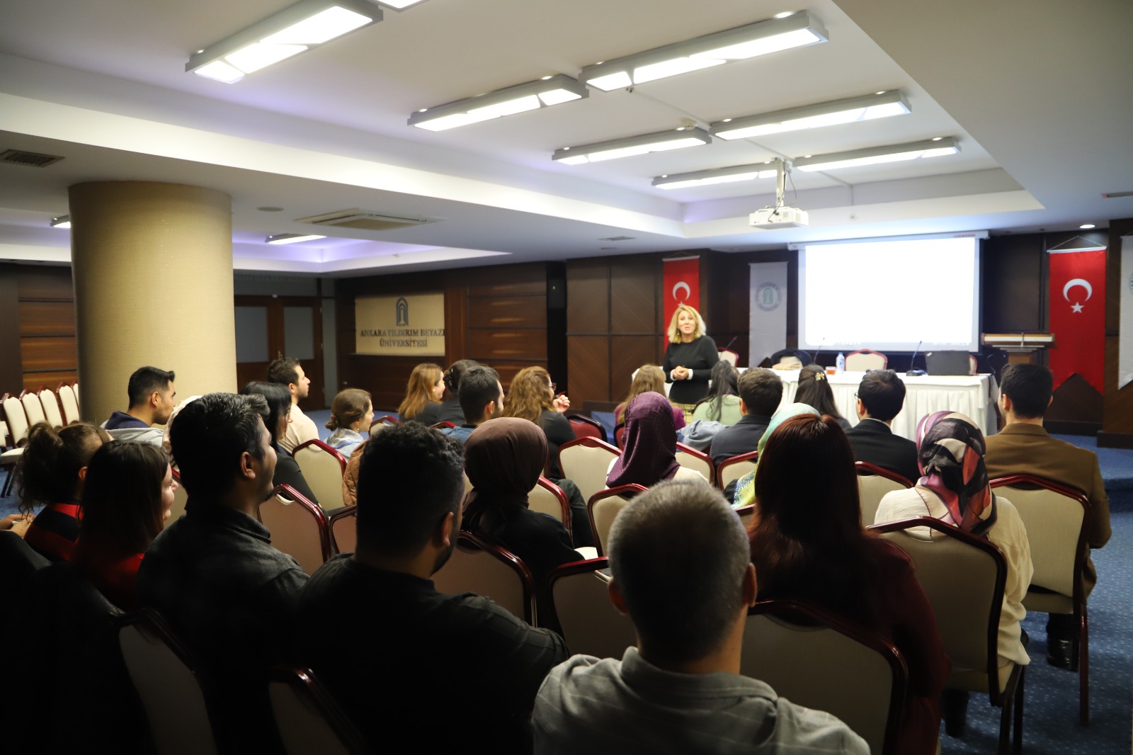 Ankara Yıldırım Beyazıt Üniversitesi Galeri Resmi