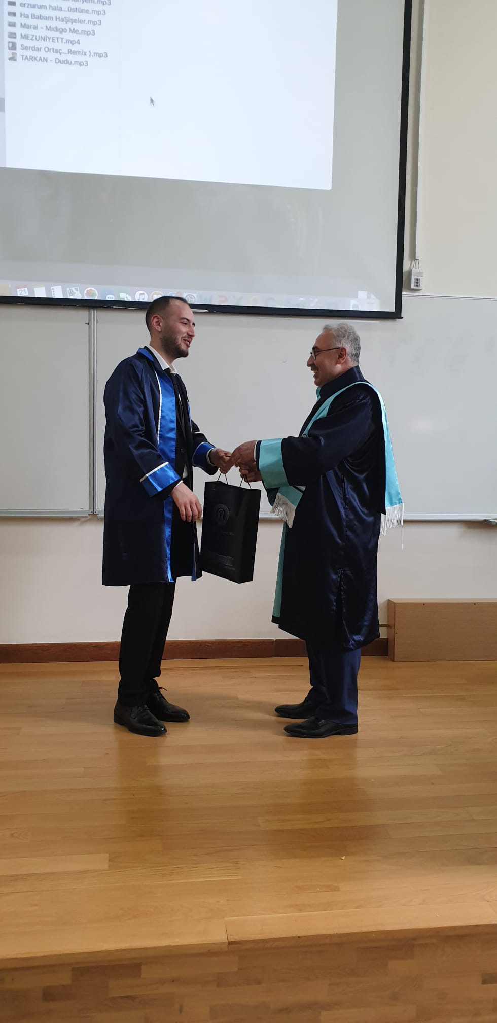Ankara Yıldırım Beyazıt Üniversitesi Galeri Resmi