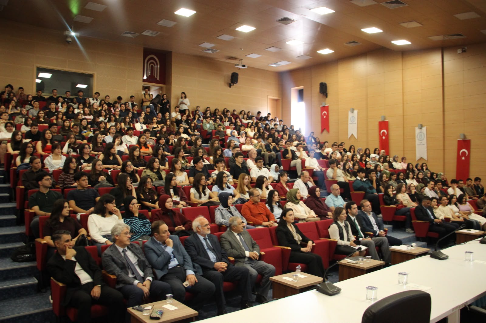Ankara Yıldırım Beyazıt Üniversitesi Galeri Resmi