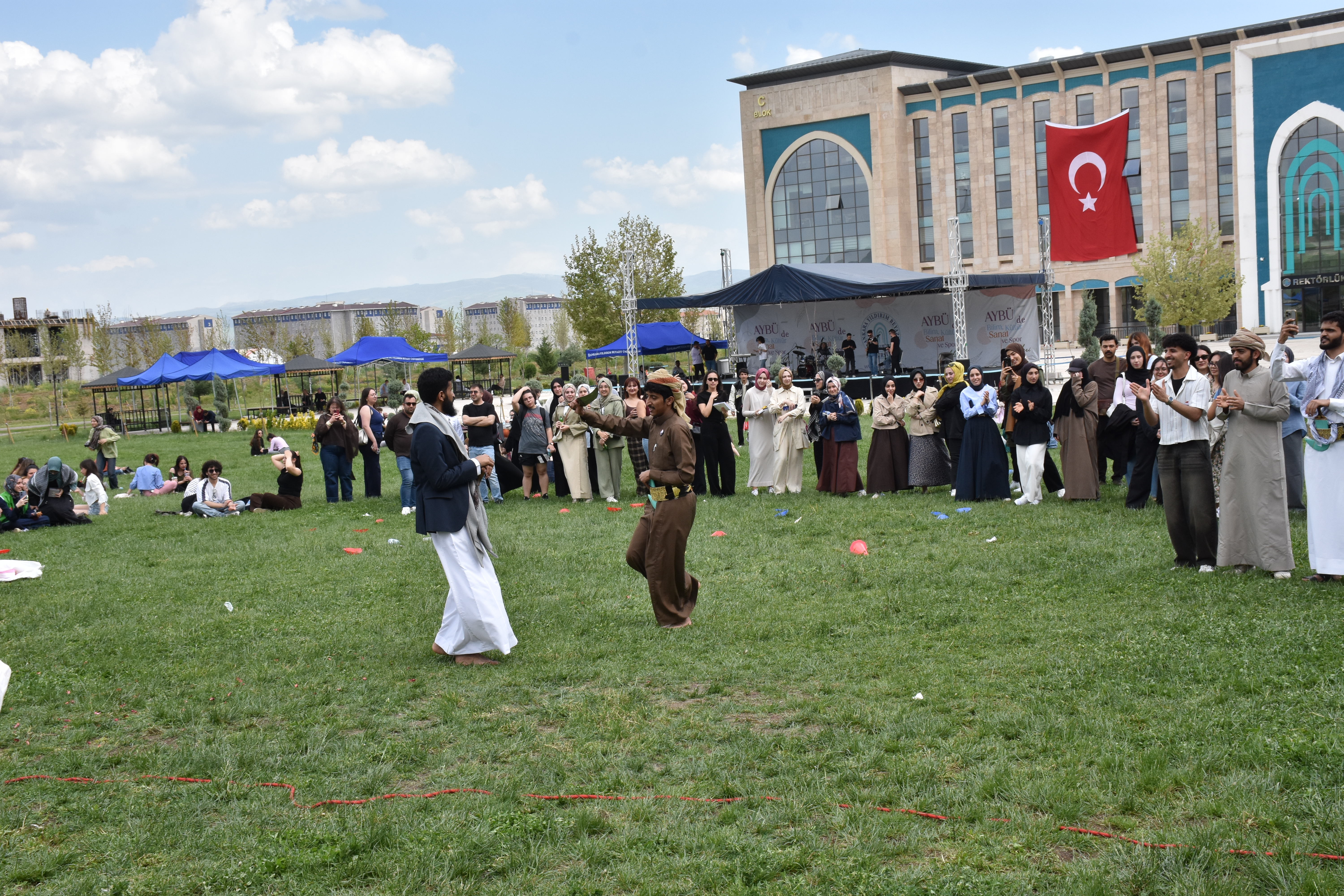Ankara Yıldırım Beyazıt Üniversitesi Galeri Resmi