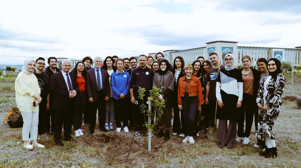 WhatsApp Image 2022-06-29 at 10.31.32.jpeg