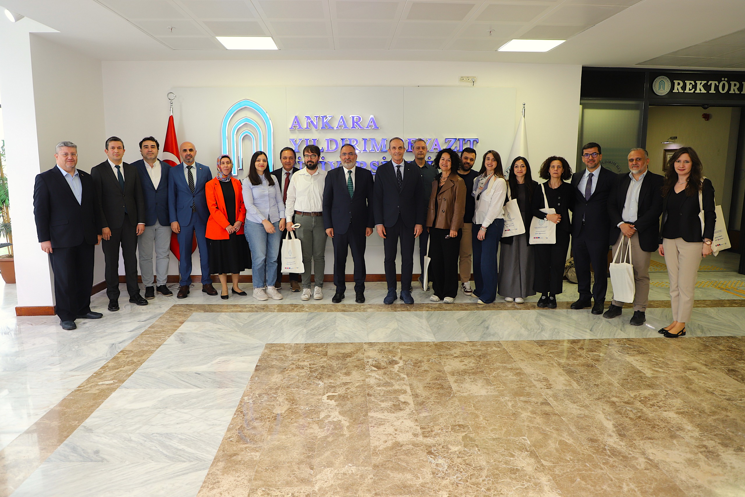 Ankara Yıldırım Beyazıt Üniversitesi Galeri Resmi