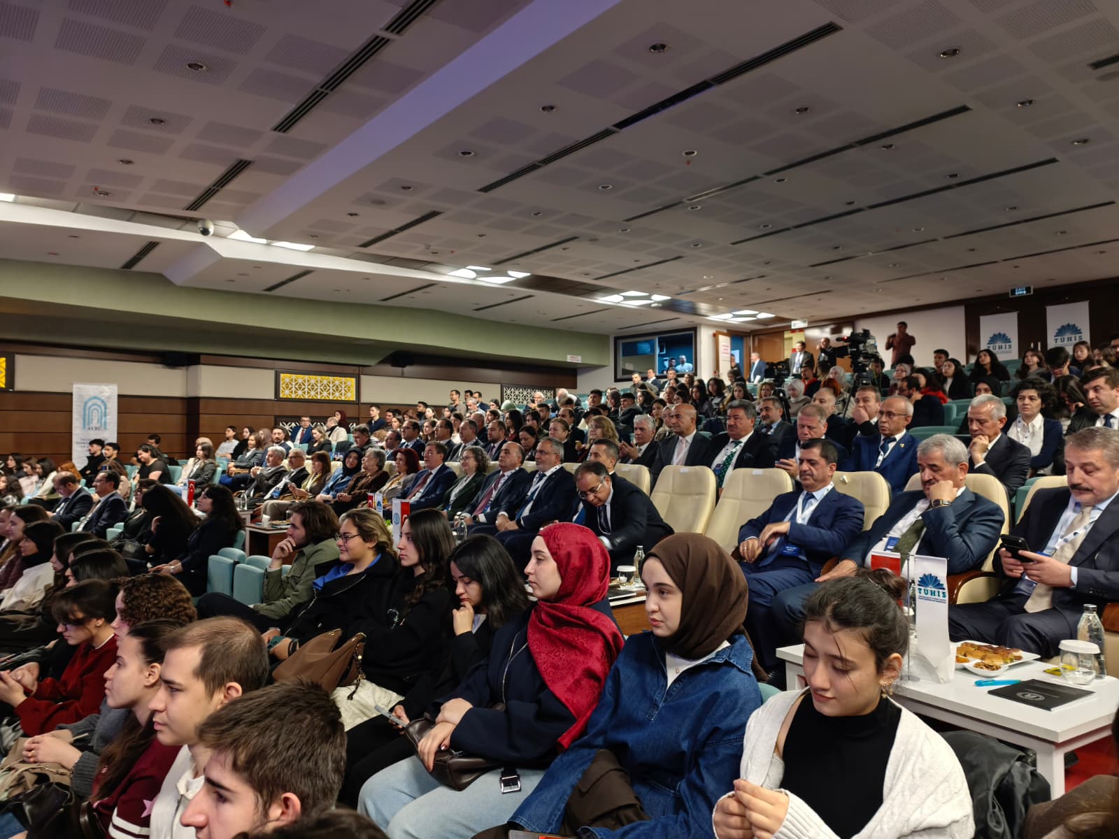 Ankara Yıldırım Beyazıt Üniversitesi Galeri Resmi