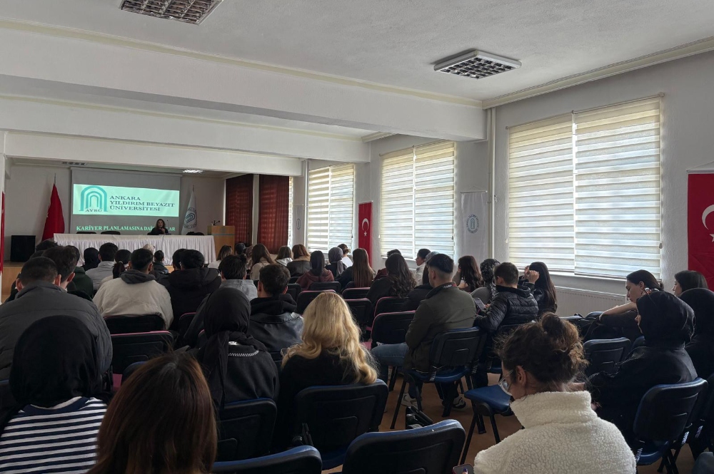 Meslek Yüksekokulumuzda Mezun Buluşmaları ve Kariyer Sohbetleri2