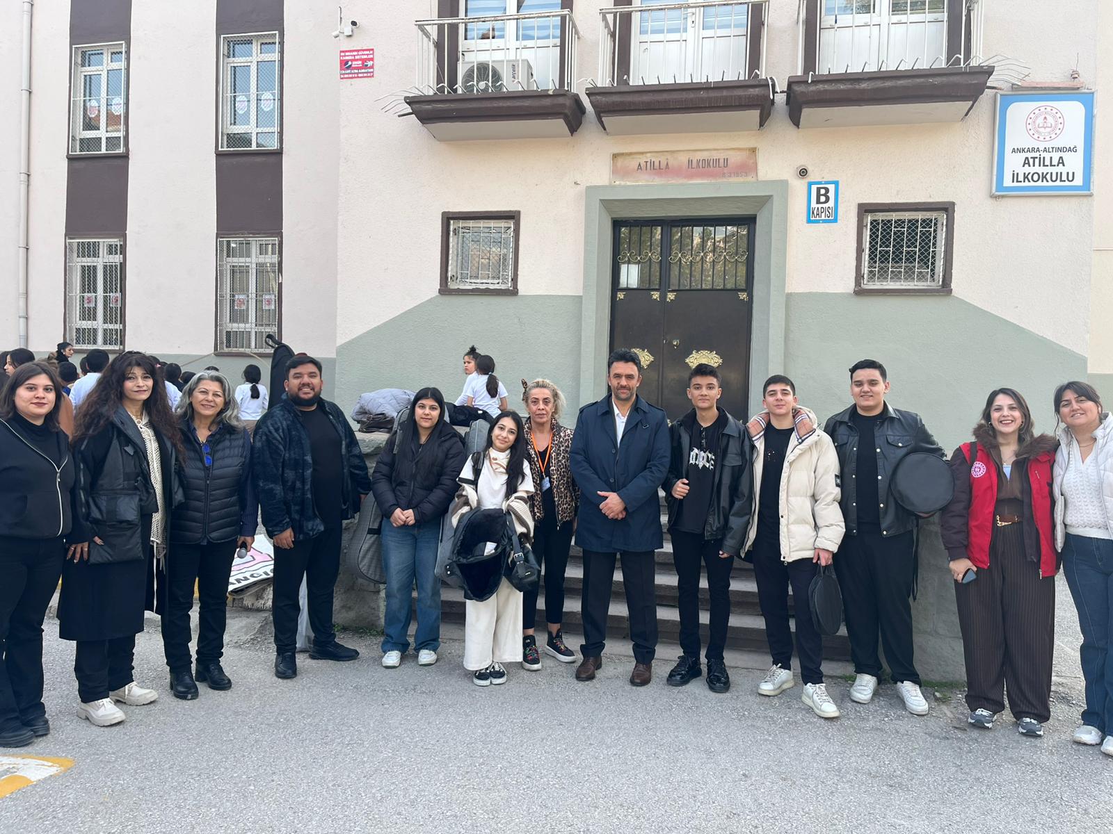 WhatsApp Görsel 2025-11-25 saat 22.05.41_561ab310.jpg