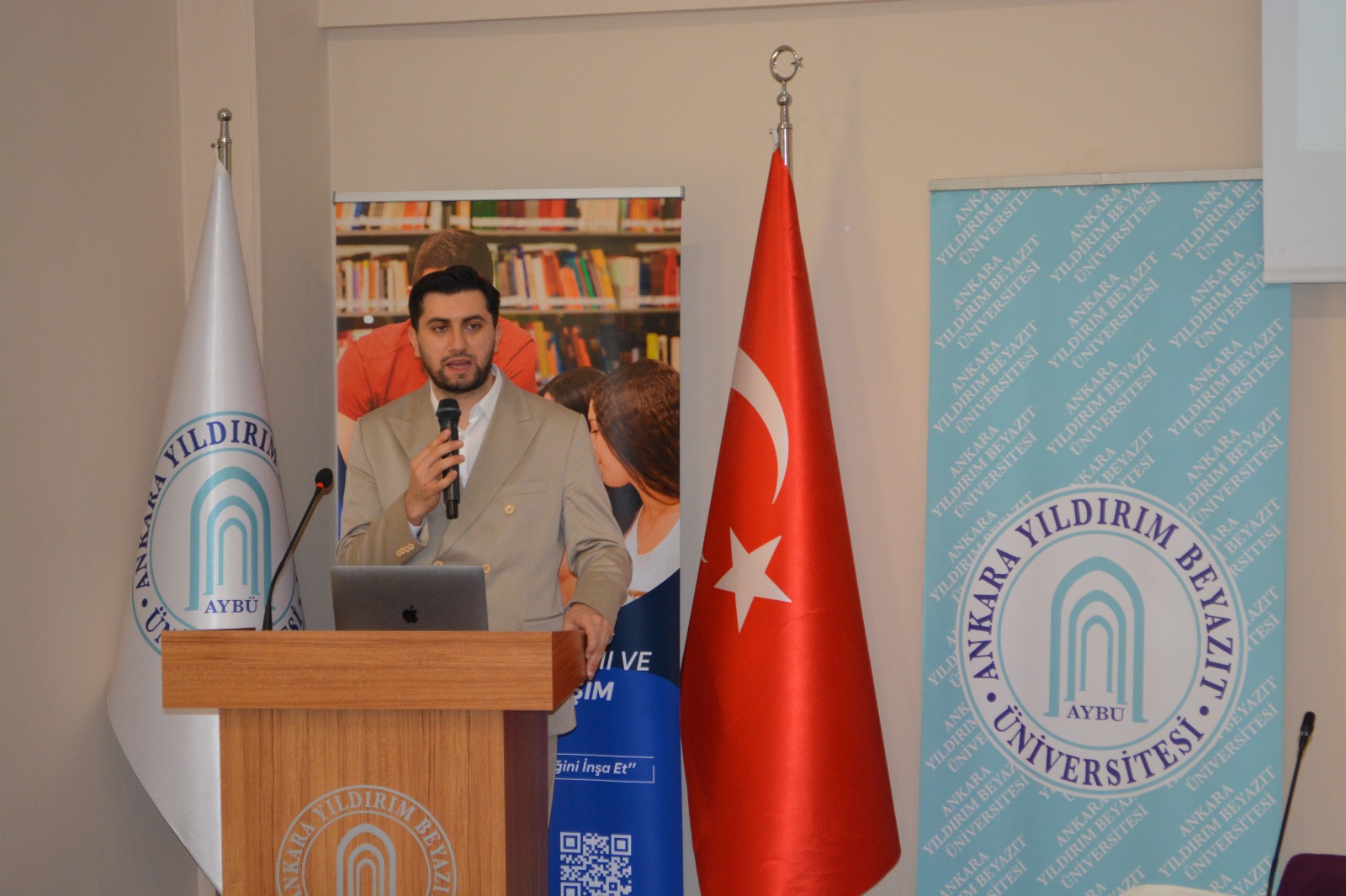 WhatsApp Image 2025-12-10 at 15.54.05.jpeg