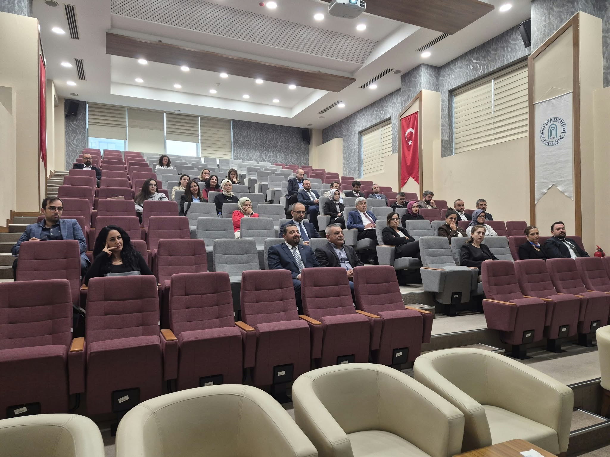 Ankara Yıldırım Beyazıt Üniversitesi Galeri Resmi