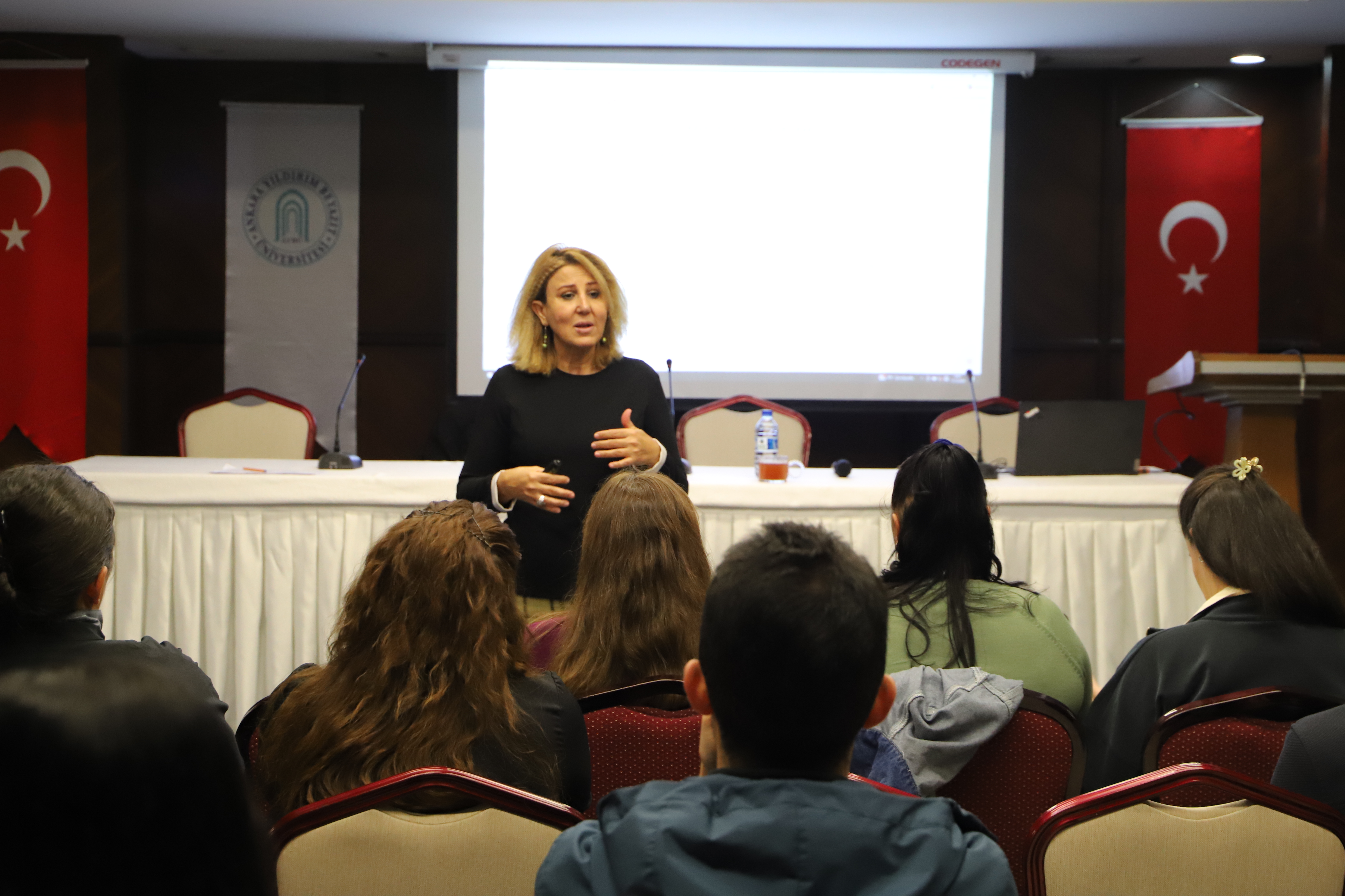 Ankara Yıldırım Beyazıt Üniversitesi Galeri Resmi