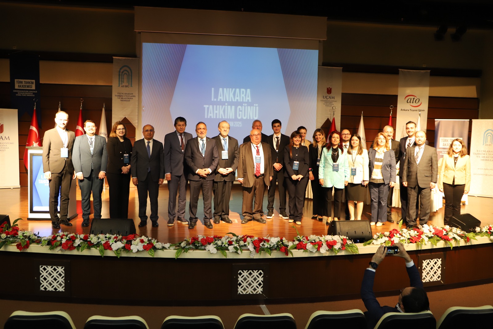 kapanış hocalar.jpeg