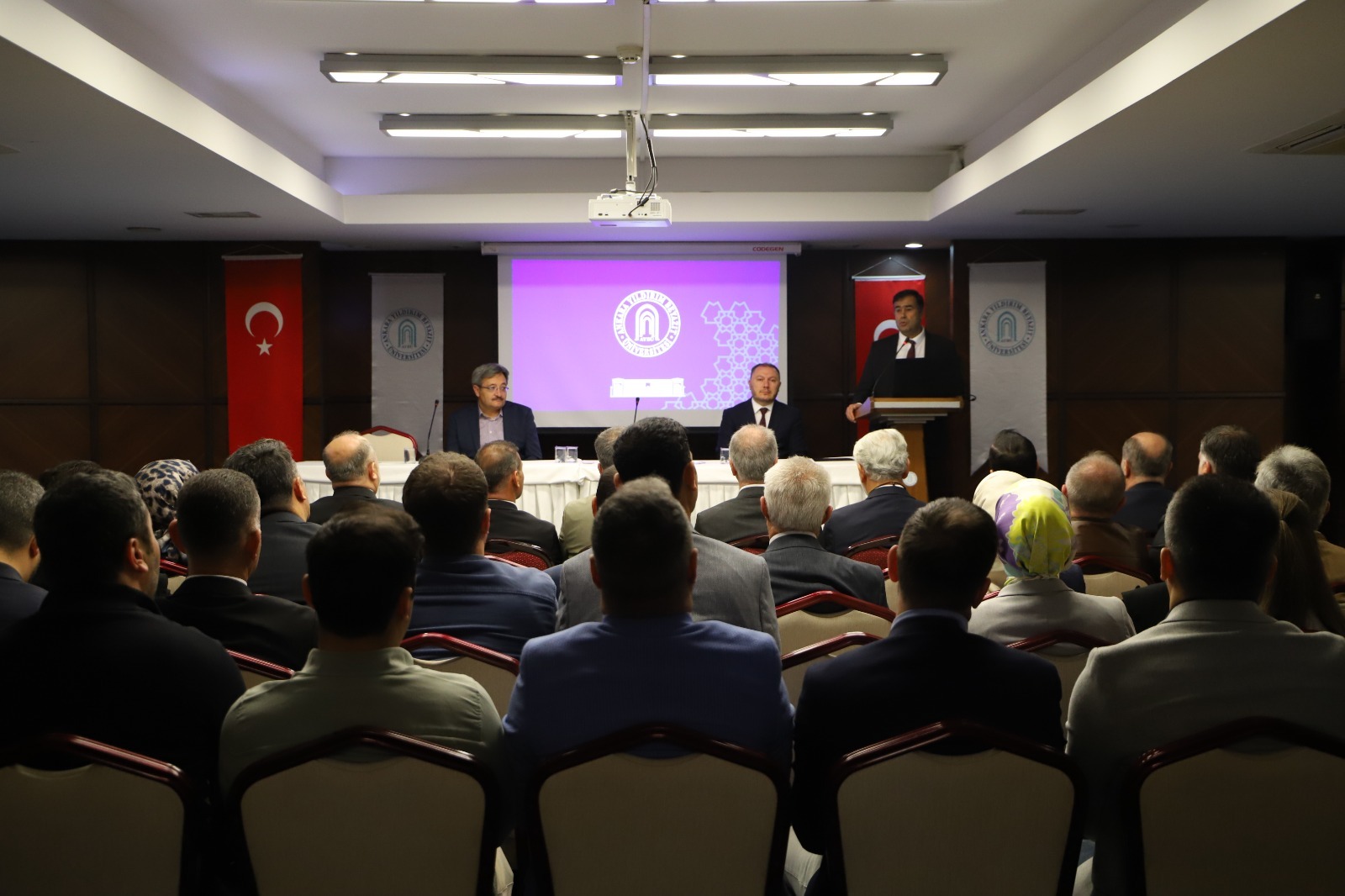 Ankara Yıldırım Beyazıt Üniversitesi Galeri Resmi