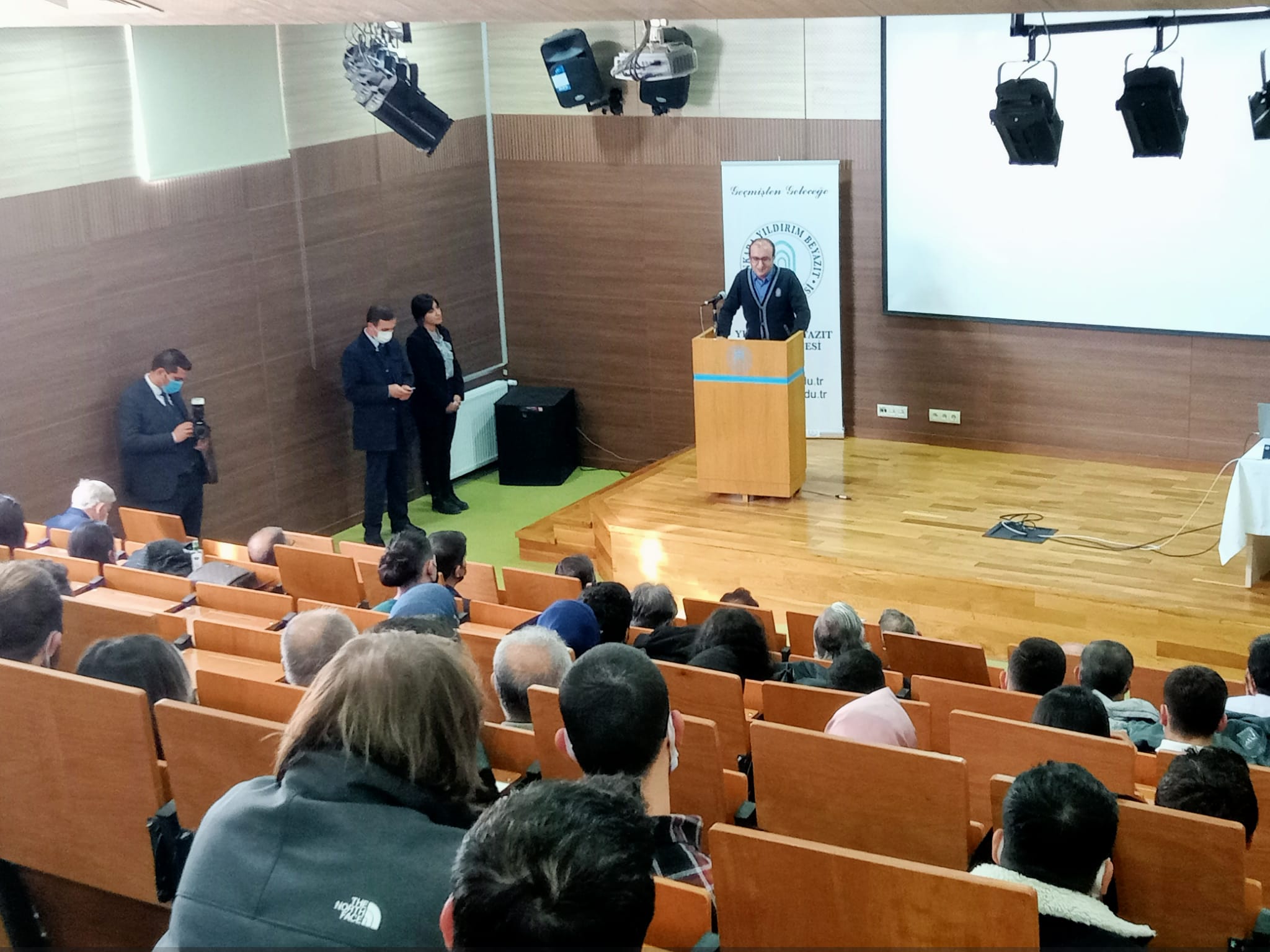 Ankara Yıldırım Beyazıt Üniversitesi Galeri Resmi