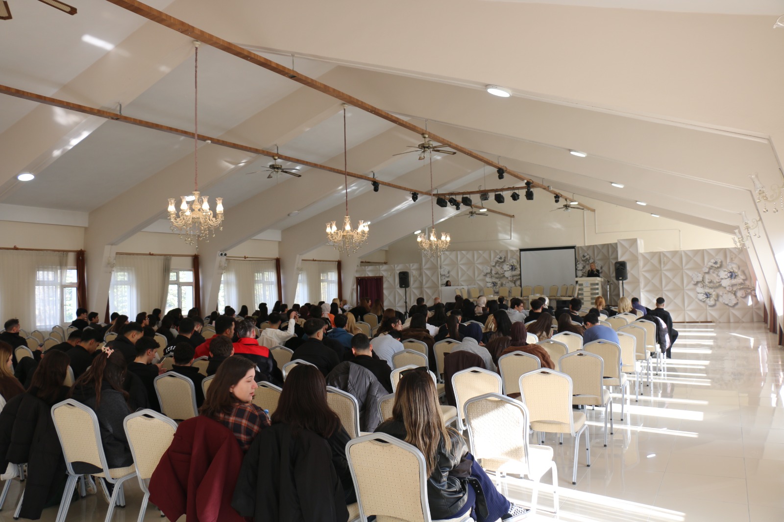 WhatsApp Image 2025-12-11 at 16.38.26 (3).jpeg