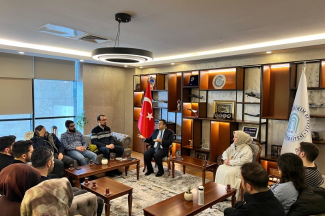 dekanımız hüseyin tutar ve araştırma görevlileri