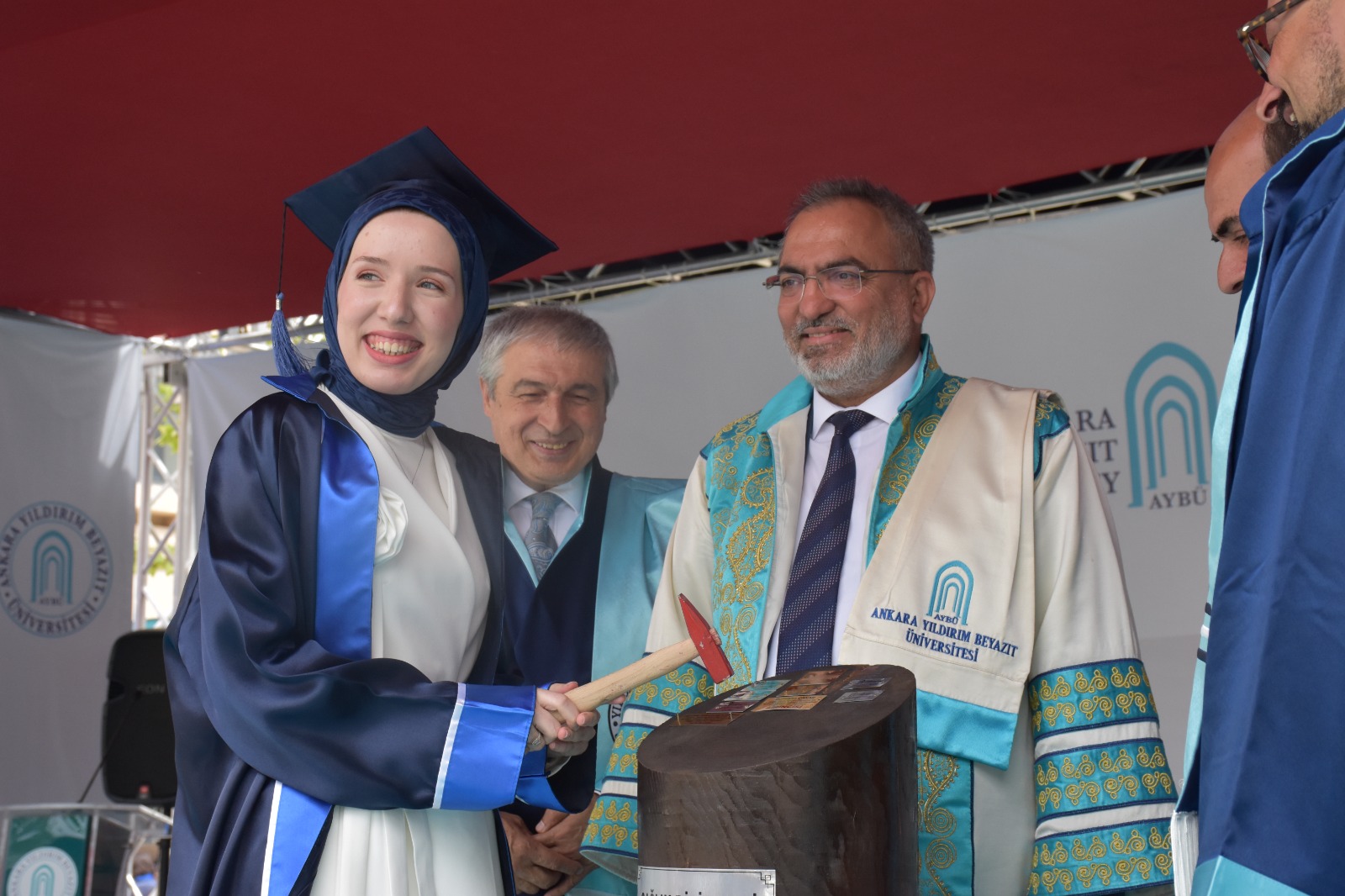 Ankara Yıldırım Beyazıt Üniversitesi Galeri Resmi