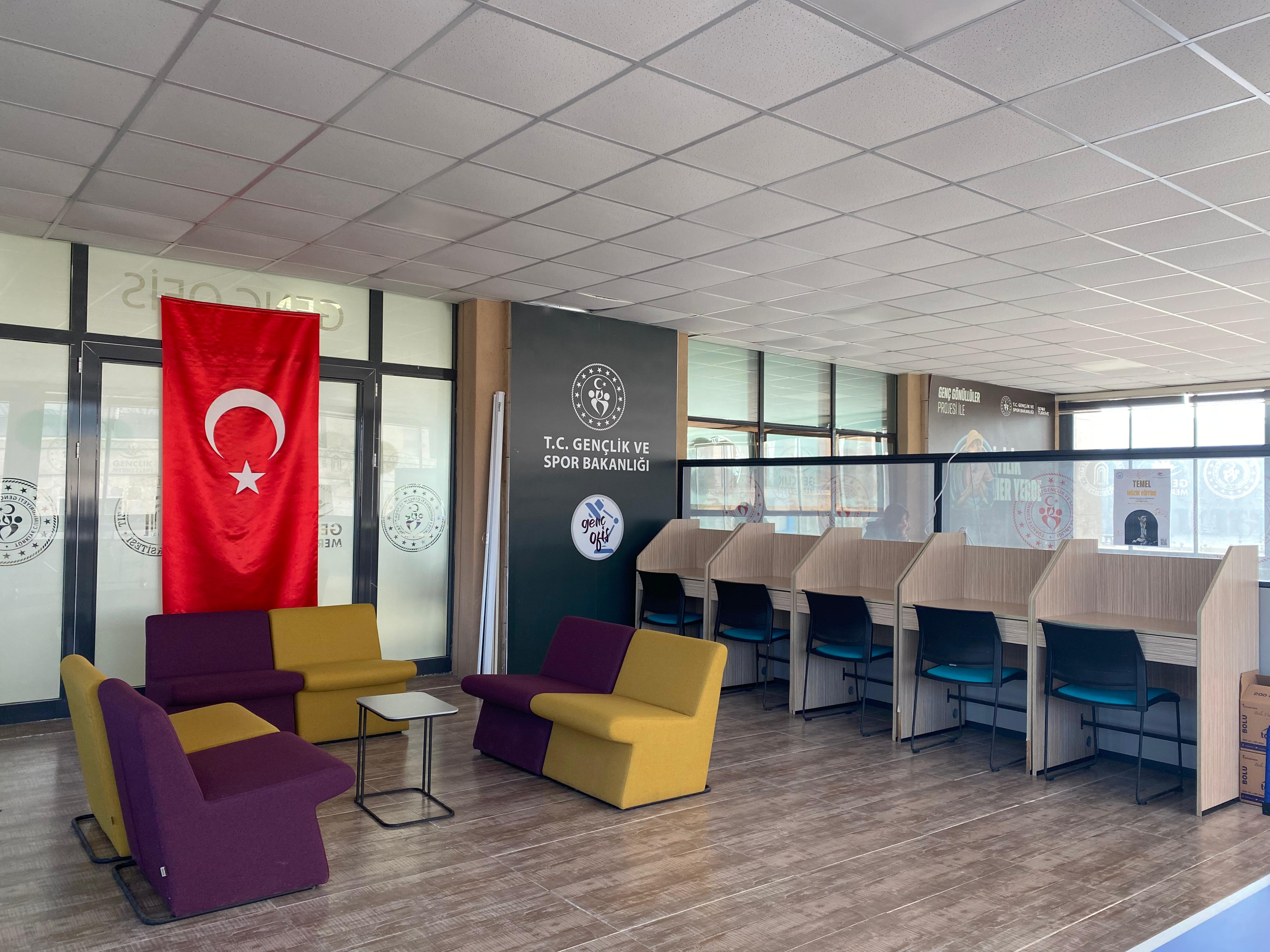 Ankara Yıldırım Beyazıt Üniversitesi Galeri Resmi