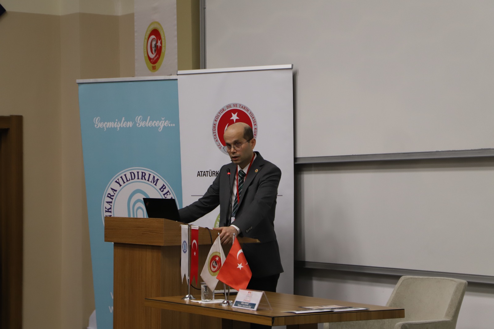Ankara Yıldırım Beyazıt Üniversitesi Galeri Resmi