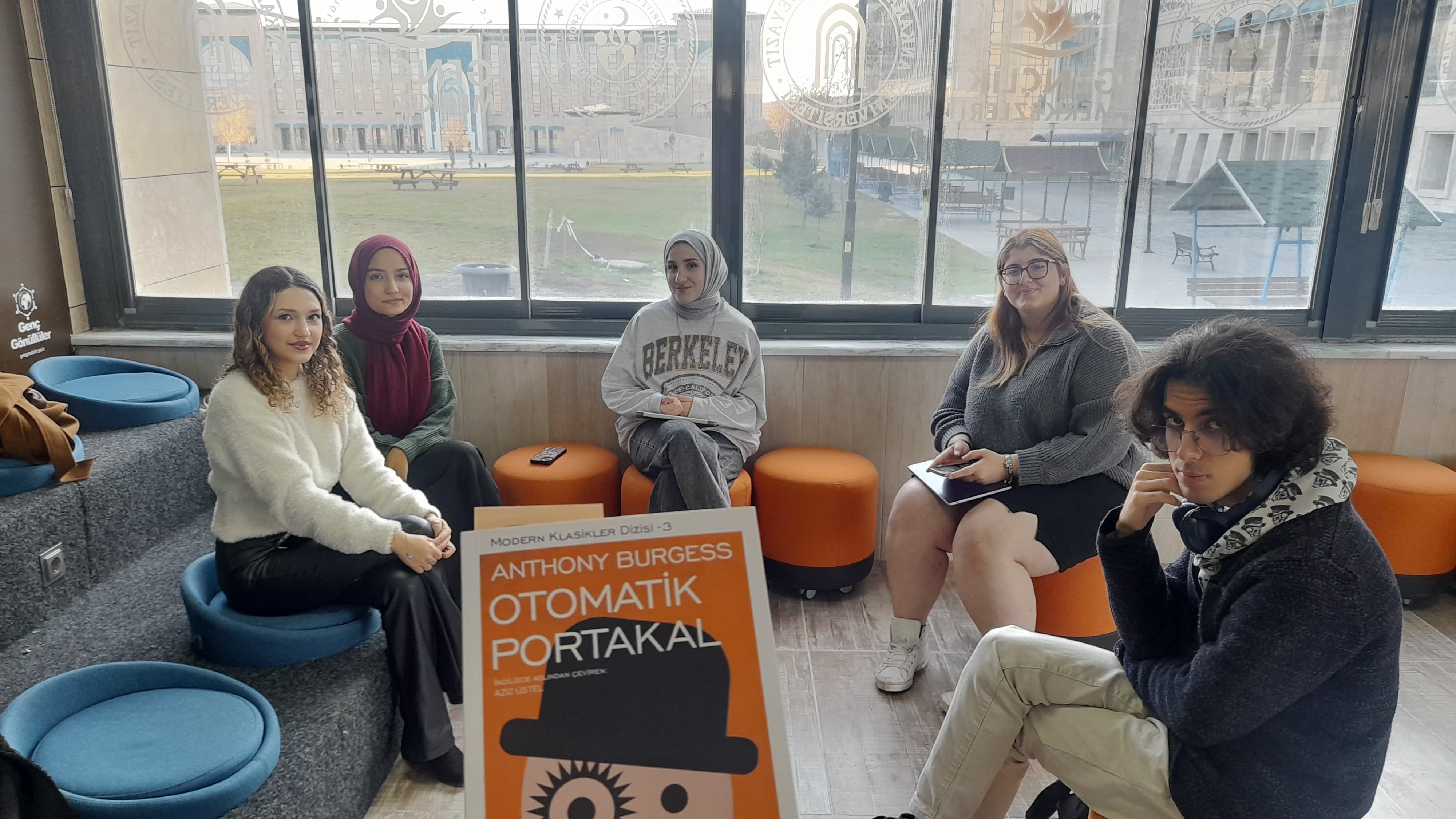 Ankara Yıldırım Beyazıt Üniversitesi Galeri Resmi
