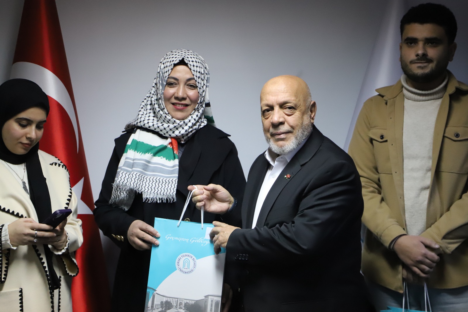 WhatsApp Image 2024-12-12 at 16.20.57 (2).jpeg